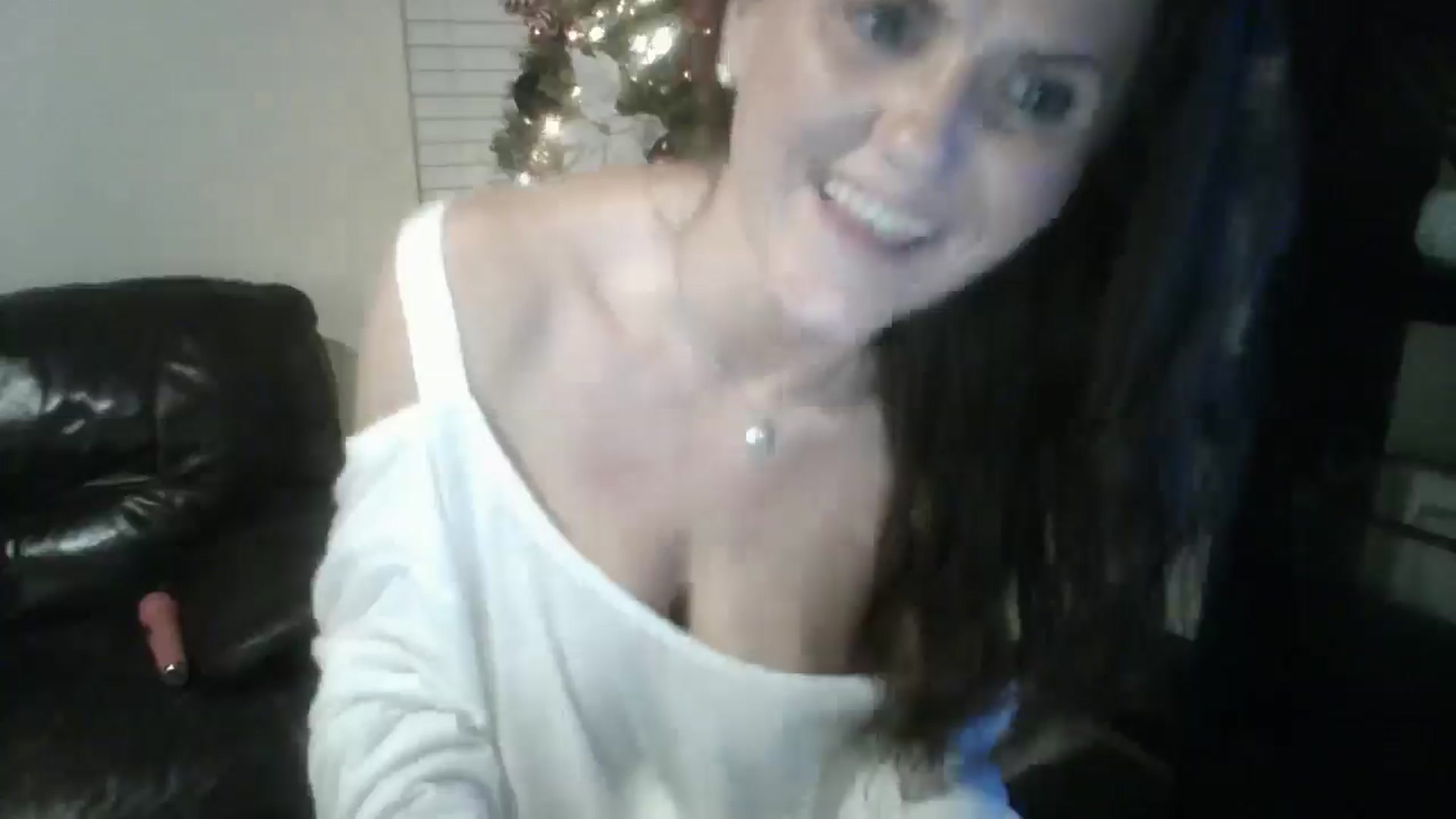 Gallery image thumbnail from Babsbunny's myfreecams stream on, 01/05/2026, 11:18 image 18 of 20
