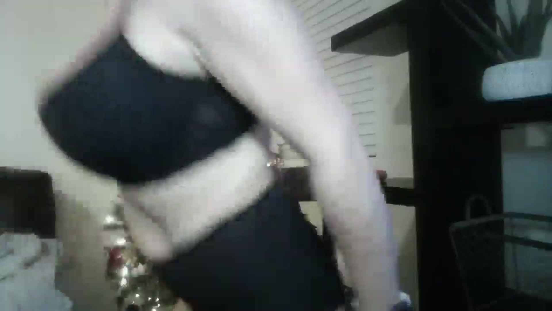 Gallery image thumbnail from Babsbunny's myfreecams stream on, 01/06/2026, 07:43 image 8 of 20