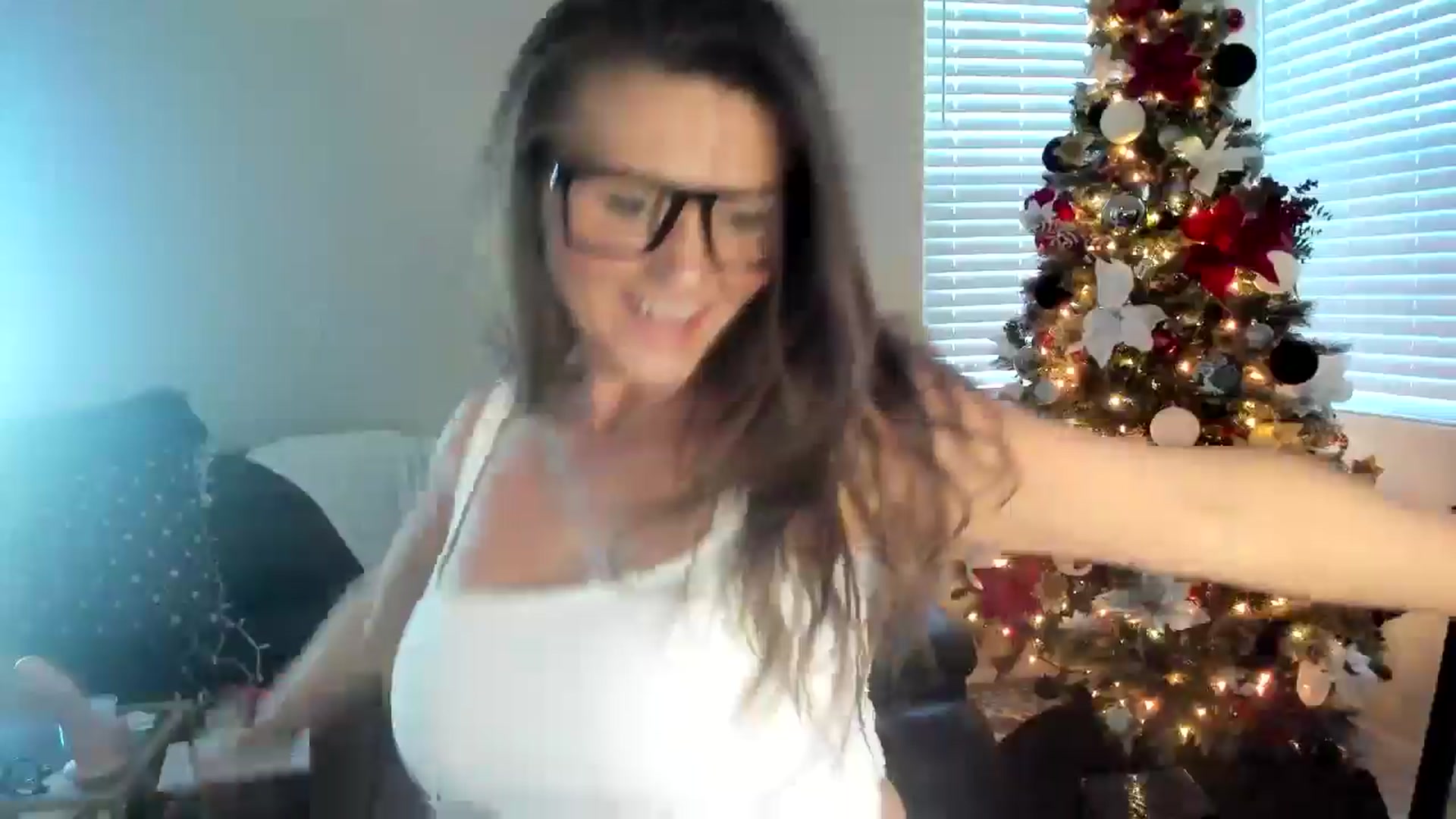Gallery image thumbnail from Babsbunny's myfreecams stream on, 01/11/2026, 20:27 image 13 of 20