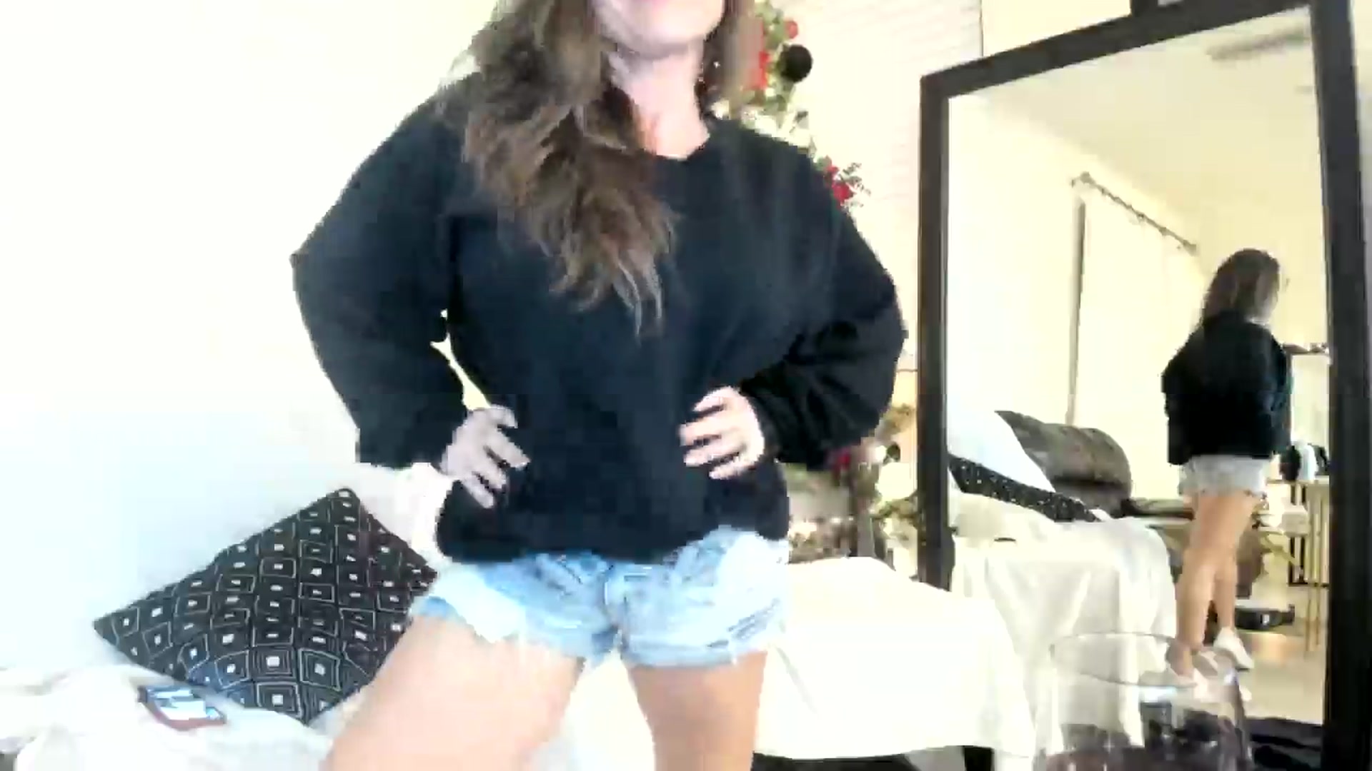 Gallery image thumbnail from Babsbunny's myfreecams stream on, 01/28/2026, 02:56 image 4 of 20
