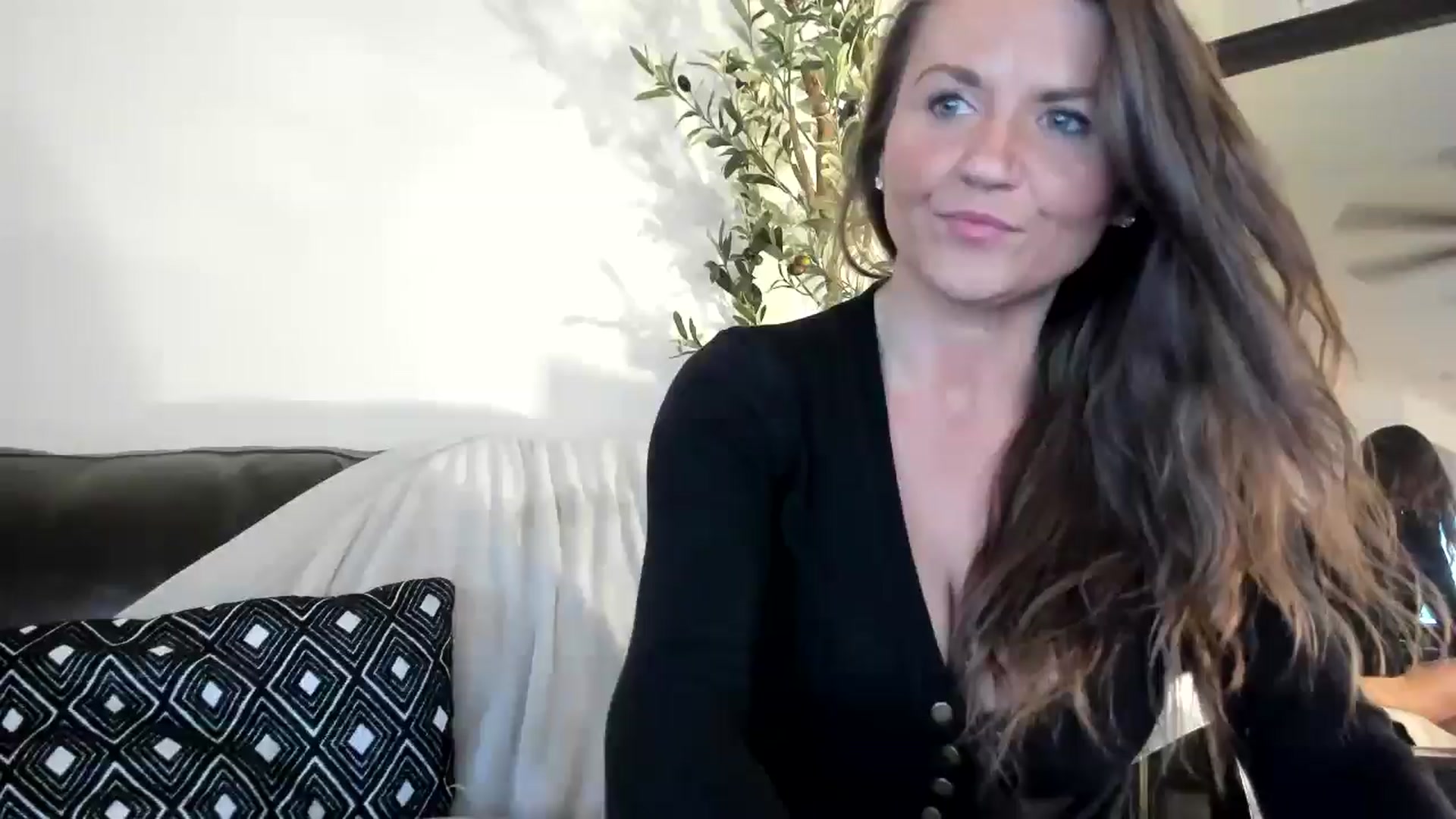 Gallery image thumbnail from Babsbunny's myfreecams stream on, 02/07/2026, 09:23 image 11 of 20