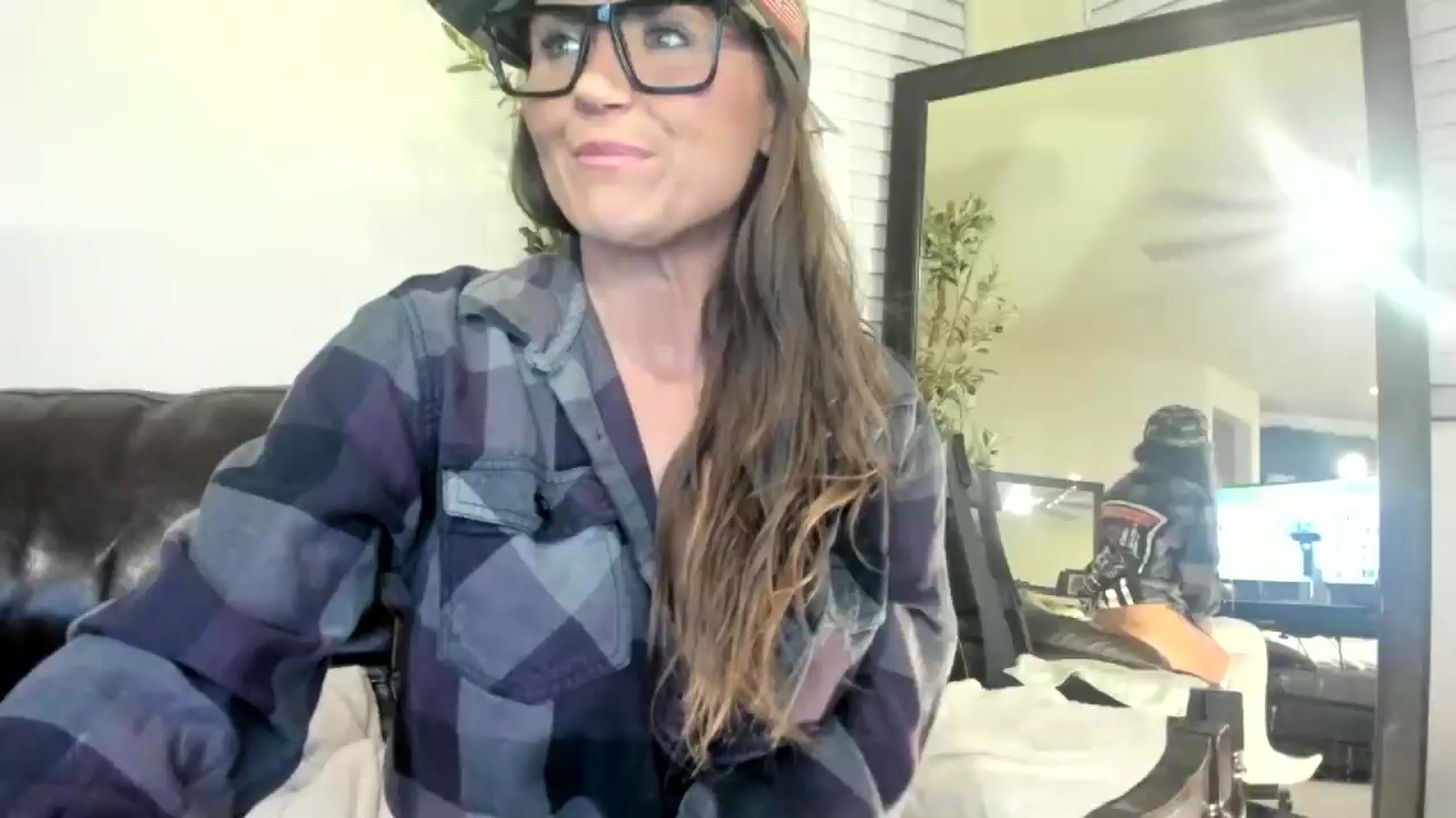 Gallery image thumbnail from Babsbunny's myfreecams stream on, 02/07/2026, 14:36 image 1 of 20