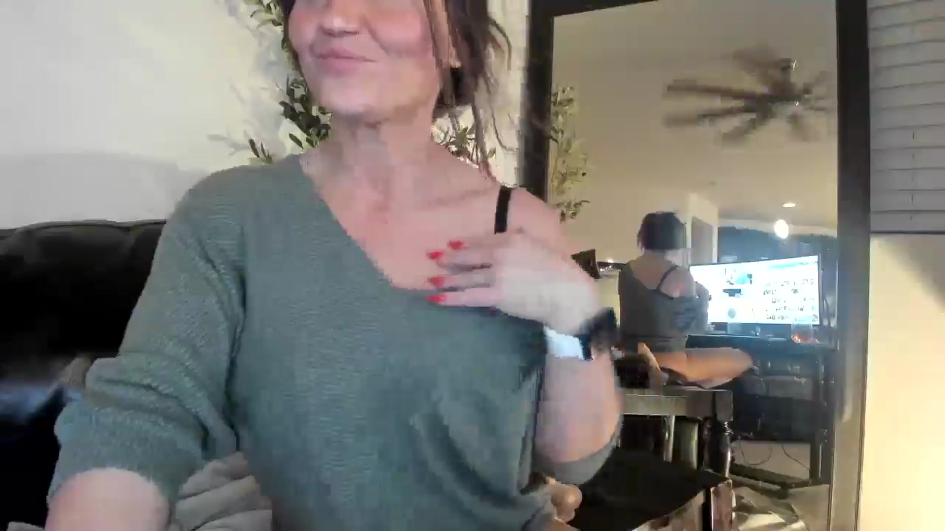 Gallery image thumbnail from Babsbunny's myfreecams stream on, 02/09/2026, 12:48 image 14 of 20