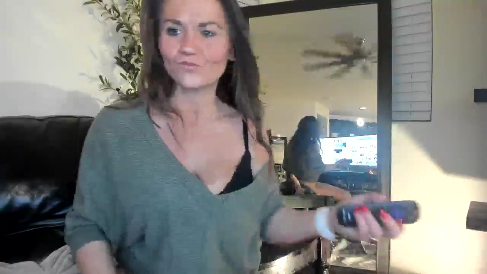 Gallery image thumbnail from Babsbunny's myfreecams stream on, 02/09/2026, 12:48 image 18 of 20