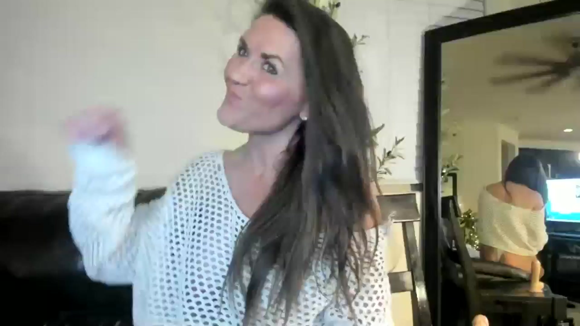 Gallery image thumbnail from Babsbunny's myfreecams stream on, 02/16/2026, 09:50 image 13 of 20