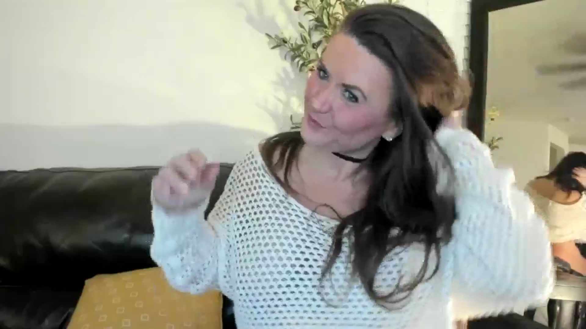 Gallery image thumbnail from Babsbunny's myfreecams stream on, 03/01/2026, 11:03 image 6 of 20