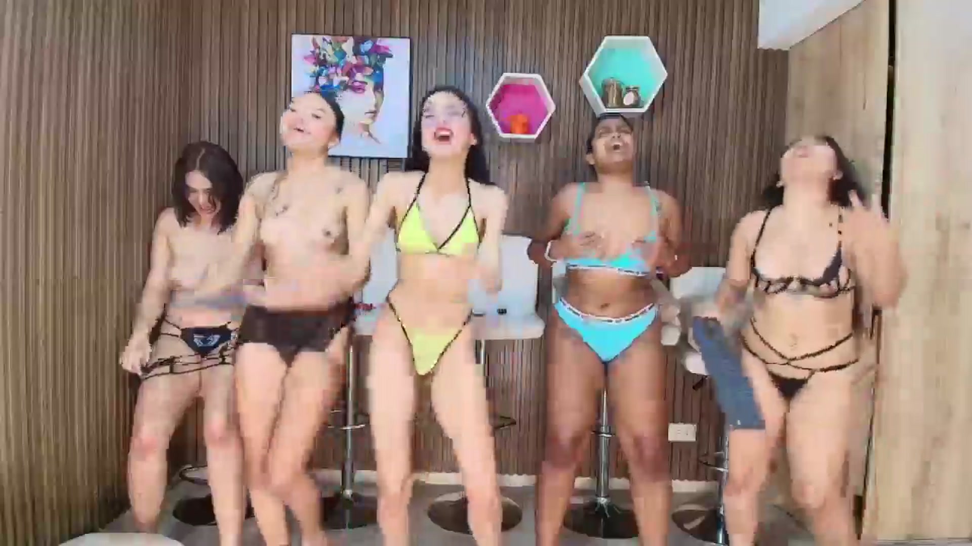 Gallery image thumbnail from Baby5hot's myfreecams stream on, 07/01/2025, 17:40 image 2 of 20