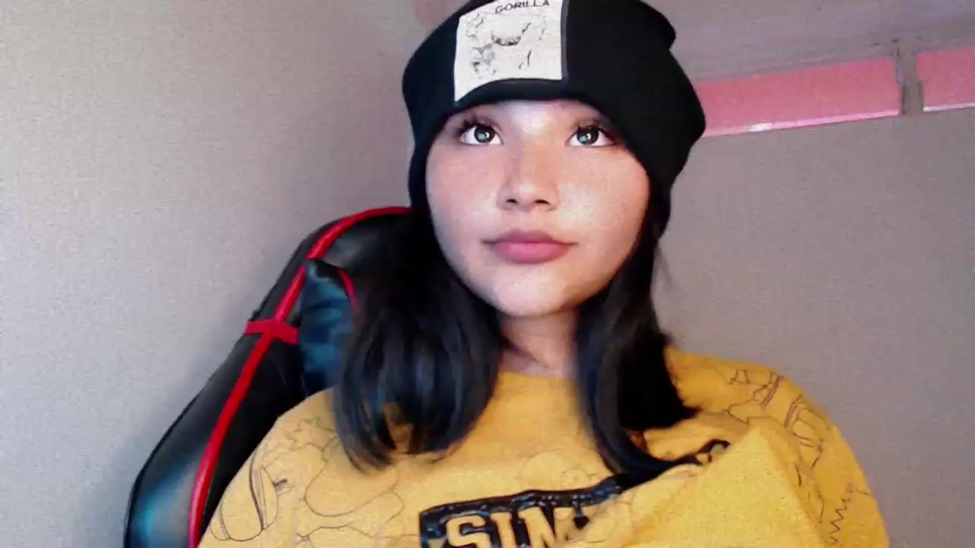Gallery image thumbnail from BabyAsianX0's myfreecams stream on, 11/16/2022, 15:26 image 4 of 20