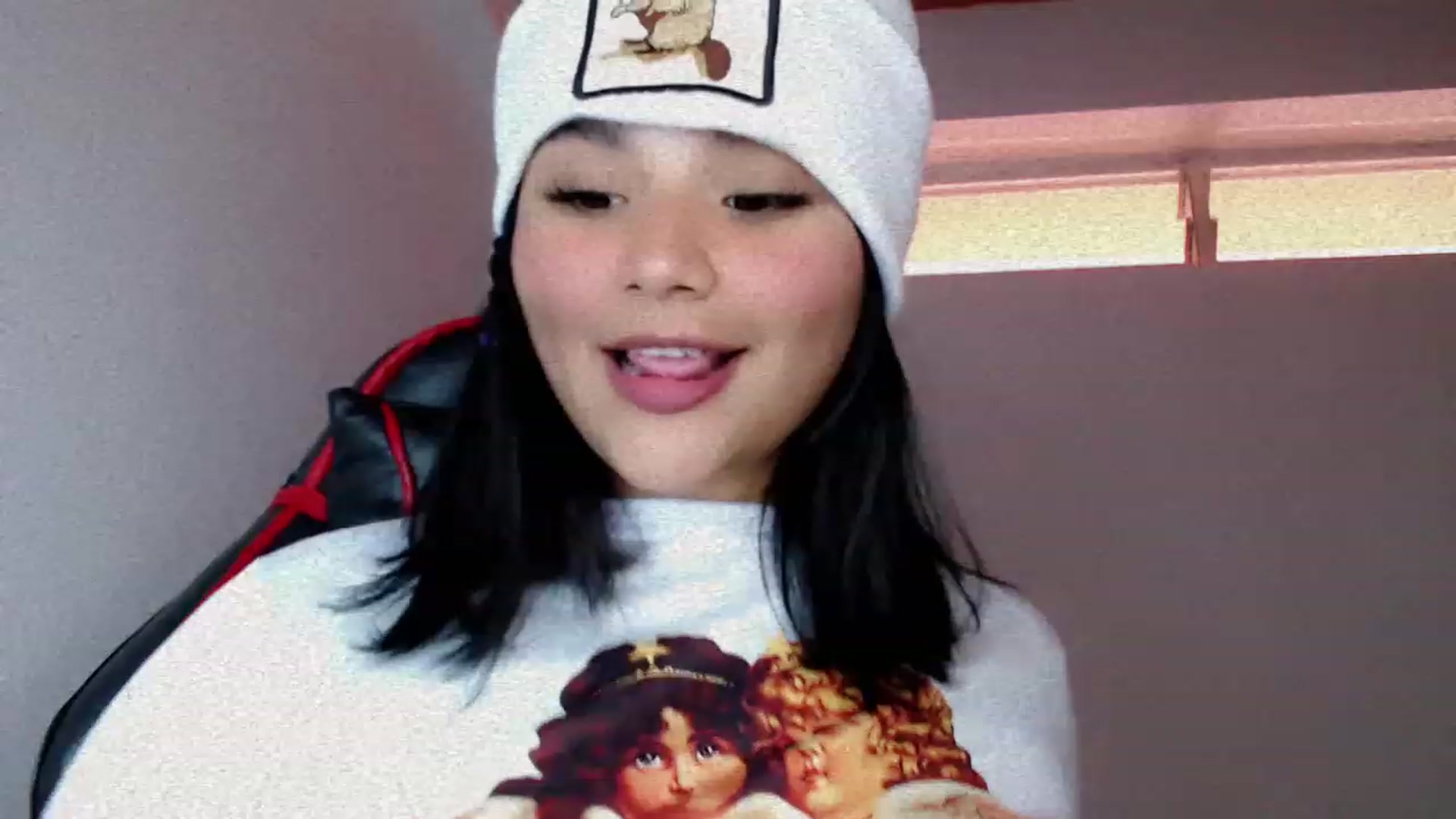 Gallery image thumbnail from BabyAsianX0's myfreecams stream on, 11/18/2022, 13:52 image 14 of 20