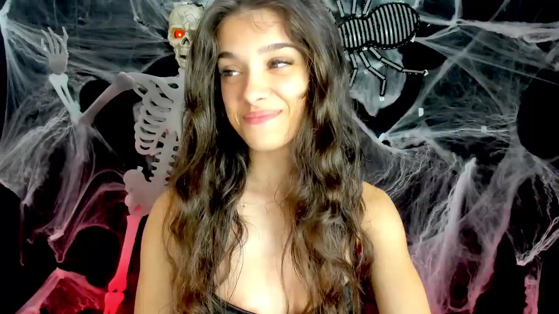 Gallery image thumbnail from BabyAylin's myfreecams stream on, 10/31/2024, 14:01 image 14 of 20