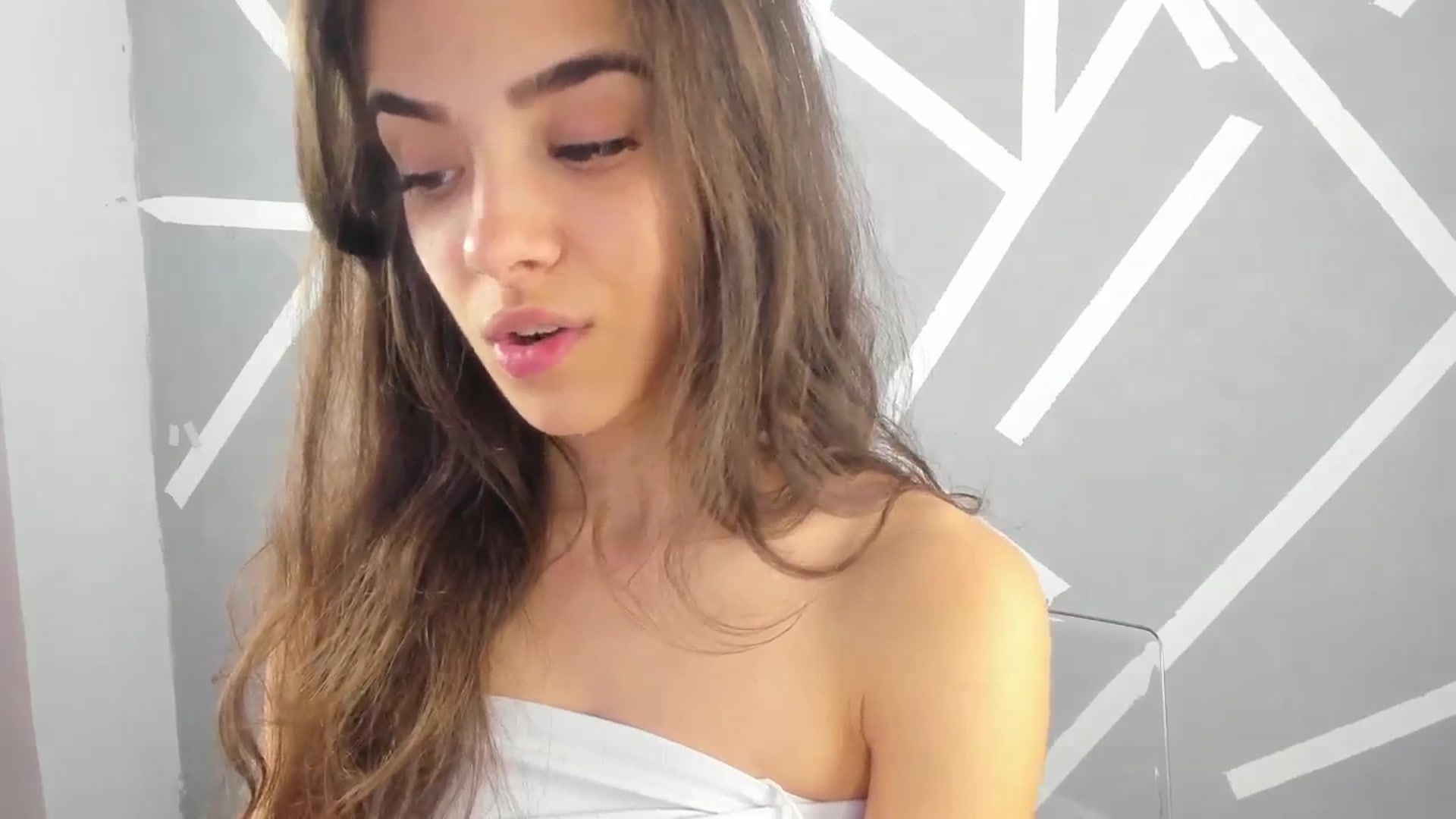 Gallery image thumbnail from BabyAylin's myfreecams stream on, 11/26/2024, 09:58 image 15 of 20