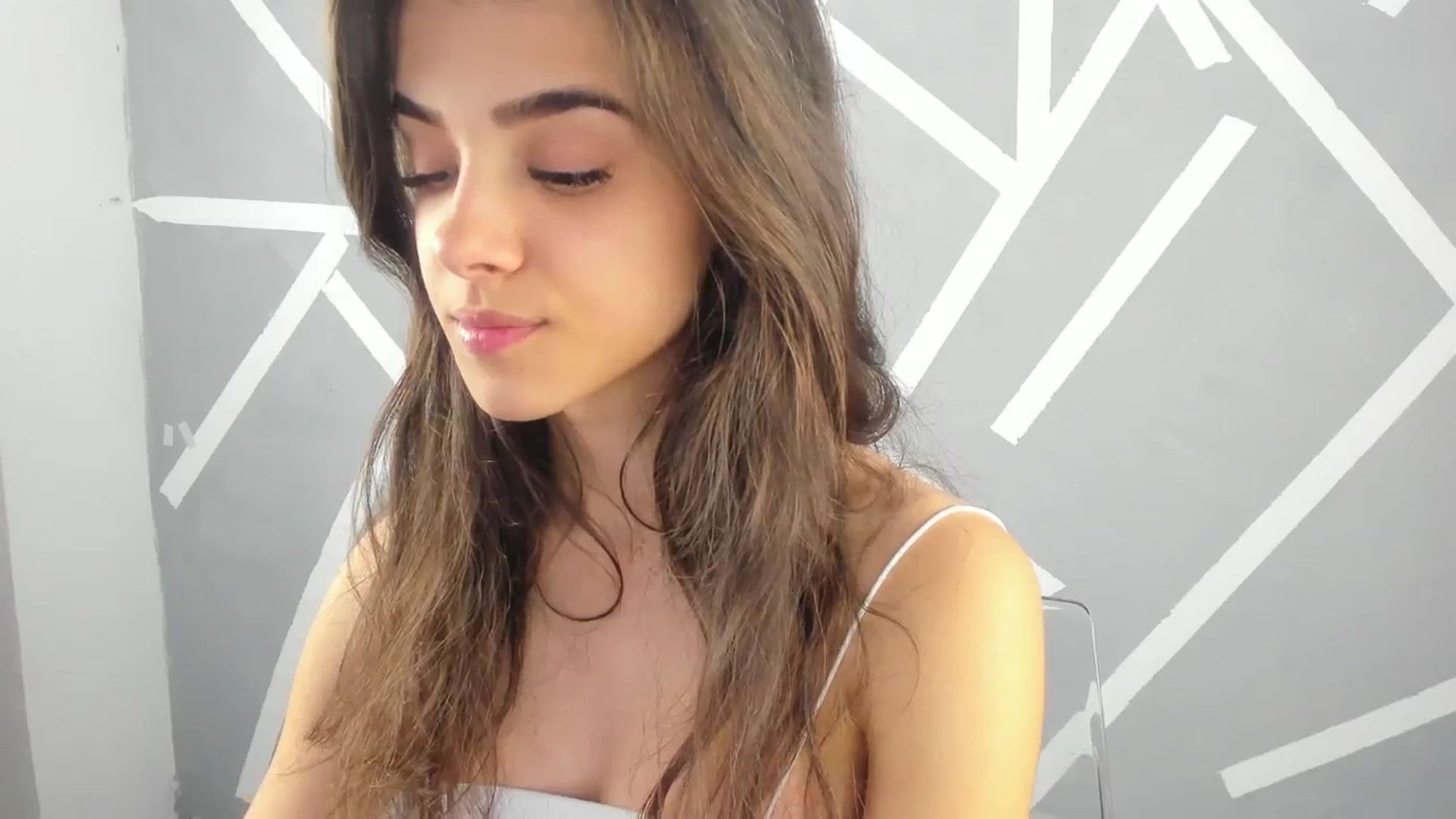 Gallery image thumbnail from BabyAylin's myfreecams stream on, 11/26/2024, 09:58 image 18 of 20