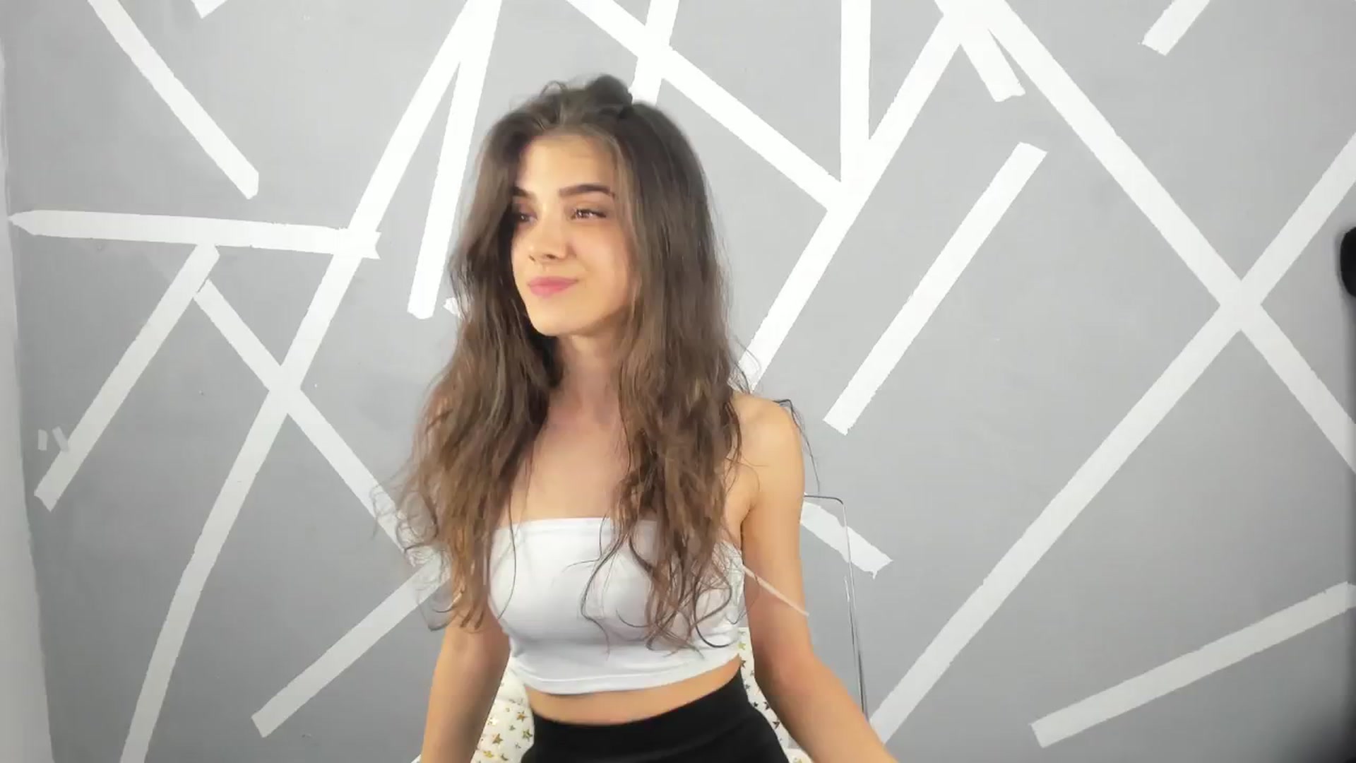 Gallery image thumbnail from BabyAylin's myfreecams stream on, 11/26/2024, 13:04 image 7 of 20