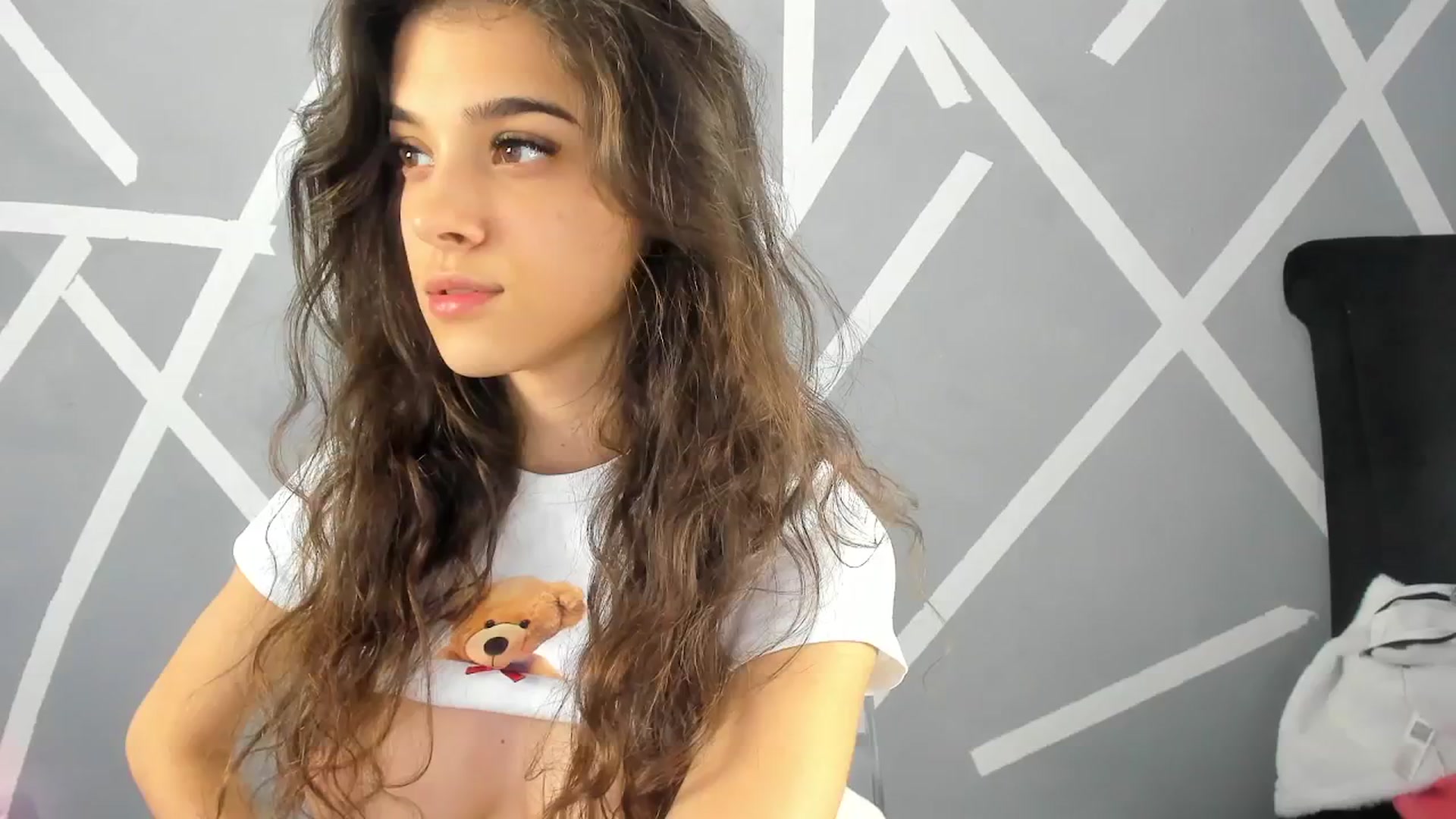 Gallery image thumbnail from BabyAylin's myfreecams stream on, 12/04/2024, 08:15 image 4 of 20