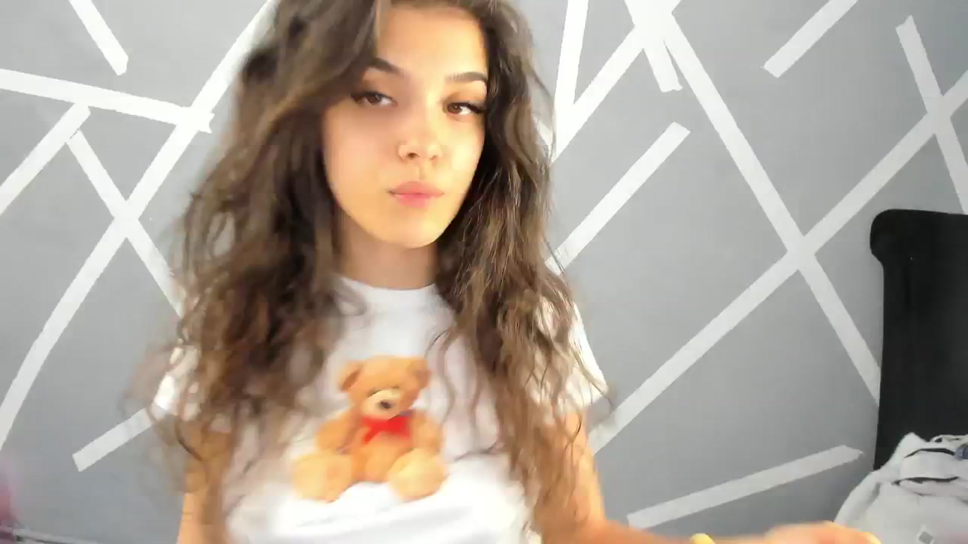 Gallery image thumbnail from BabyAylin's myfreecams stream on, 12/04/2024, 12:43 image 6 of 20