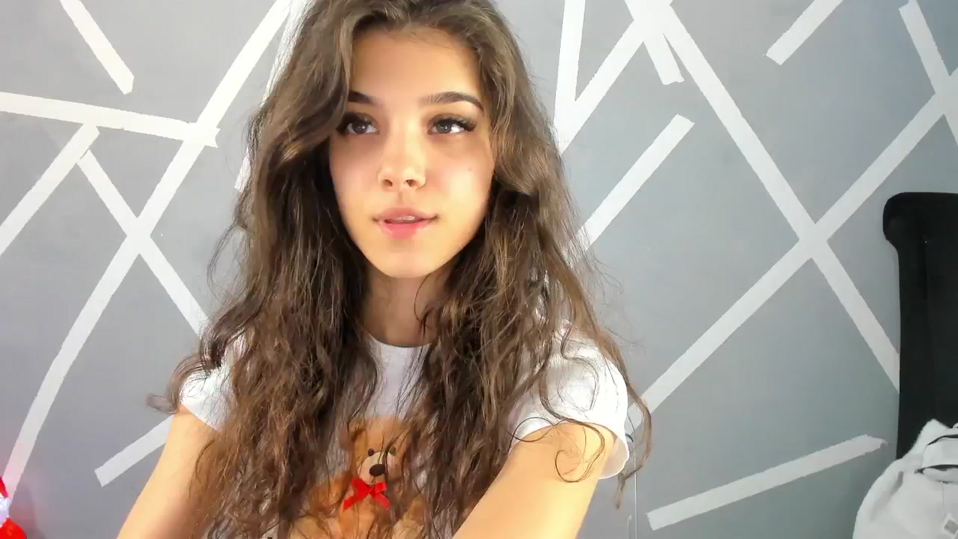 Gallery image thumbnail from BabyAylin's myfreecams stream on, 12/04/2024, 12:43 image 1 of 20
