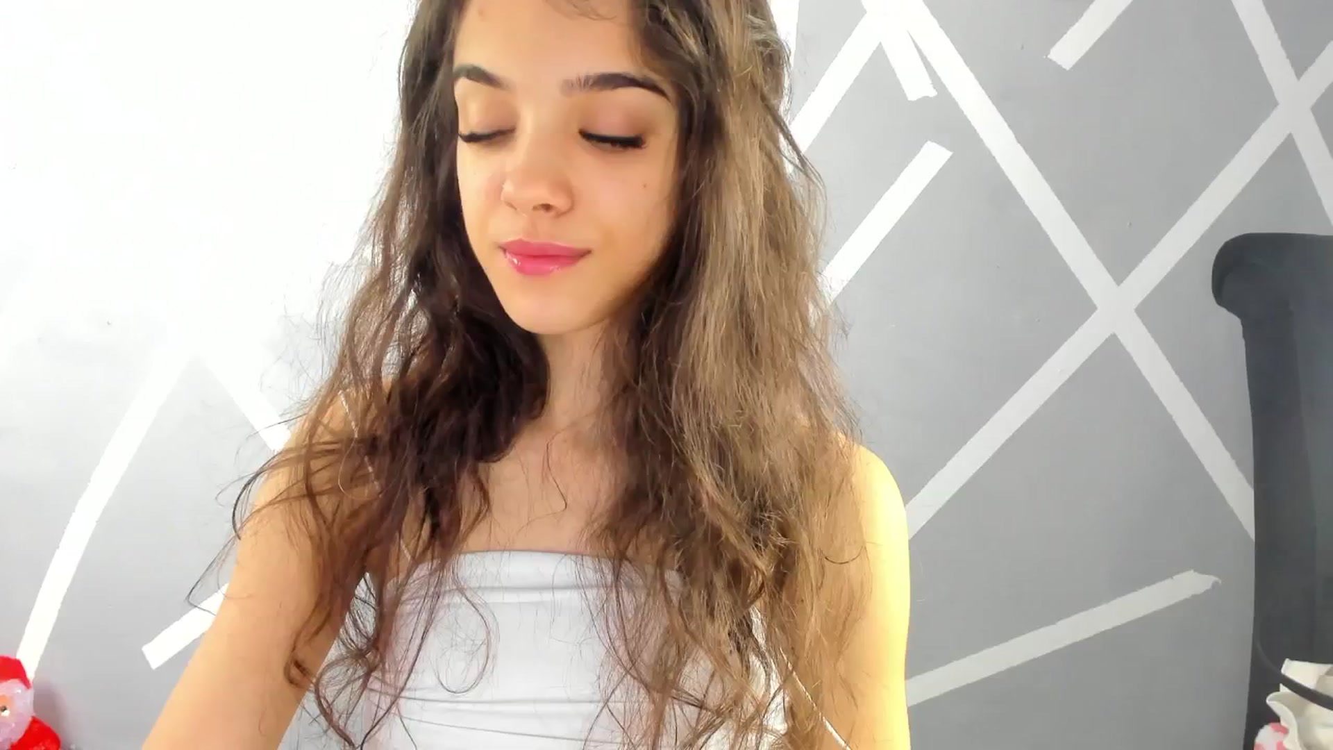 Gallery image thumbnail from BabyAylin's myfreecams stream on, 12/12/2024, 09:13 image 18 of 20