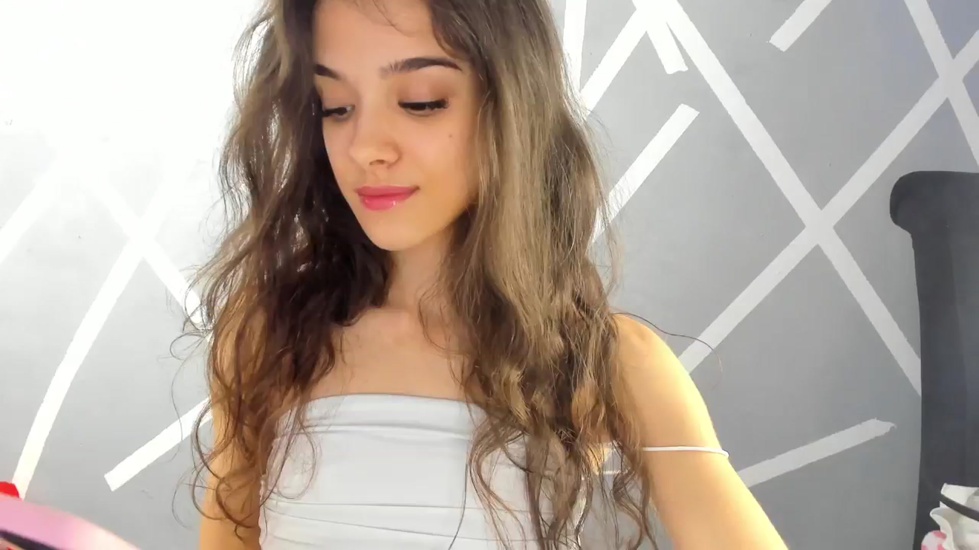 Gallery image thumbnail from BabyAylin's myfreecams stream on, 12/12/2024, 09:13 image 16 of 20