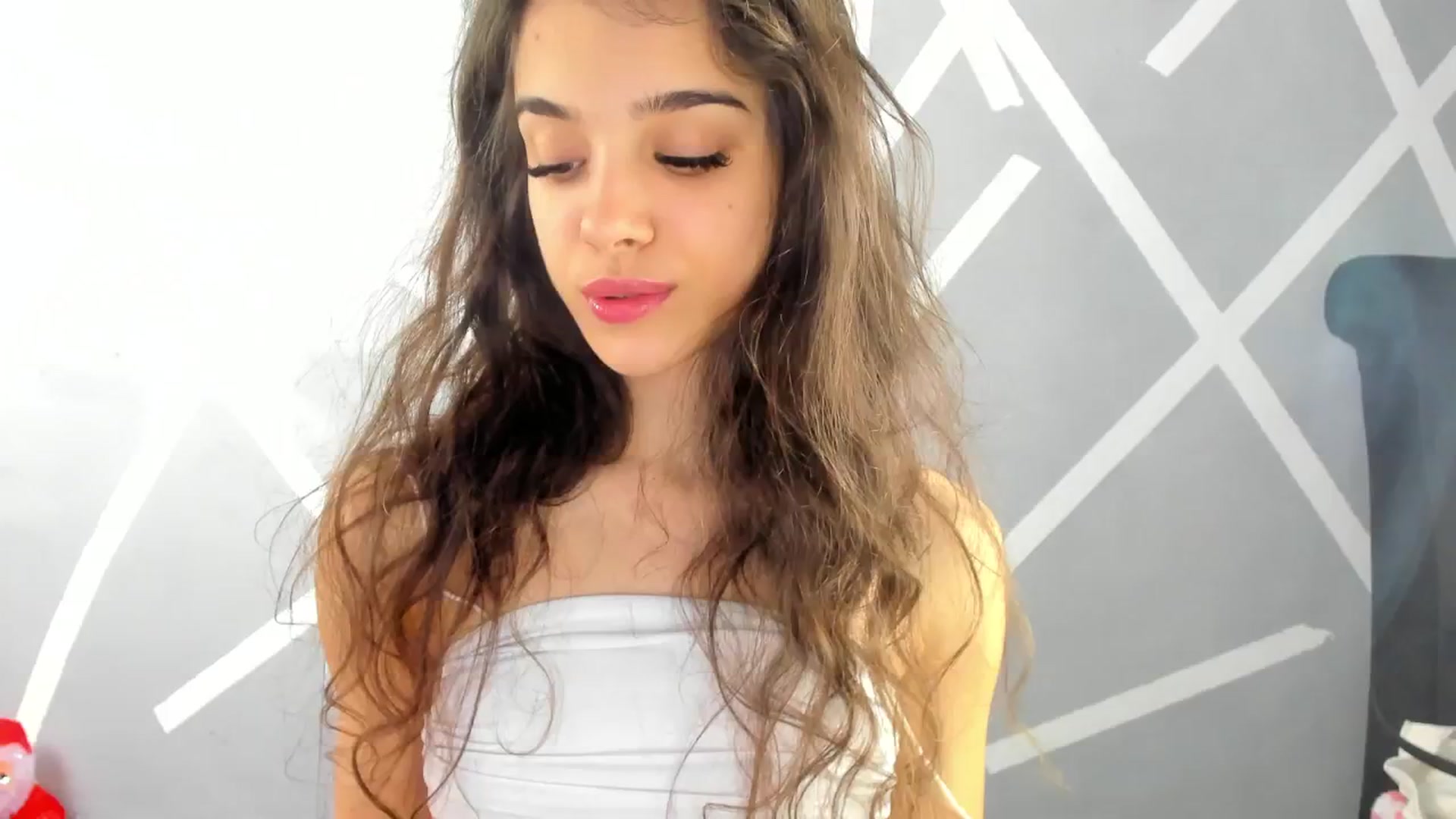 Gallery image thumbnail from BabyAylin's myfreecams stream on, 12/12/2024, 09:13 image 17 of 20