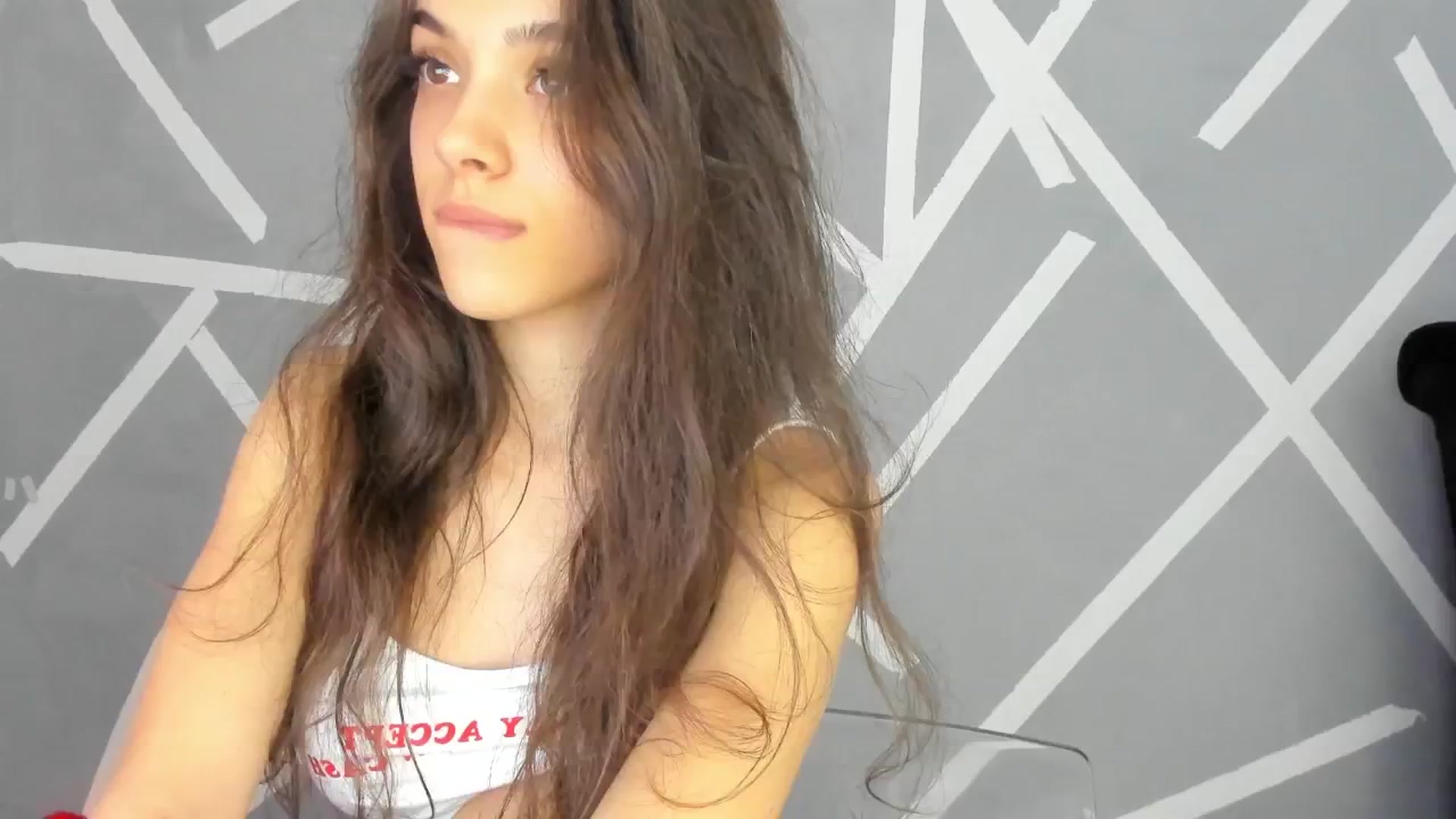 Gallery image thumbnail from BabyAylin's myfreecams stream on, 12/19/2024, 10:32 image 8 of 20