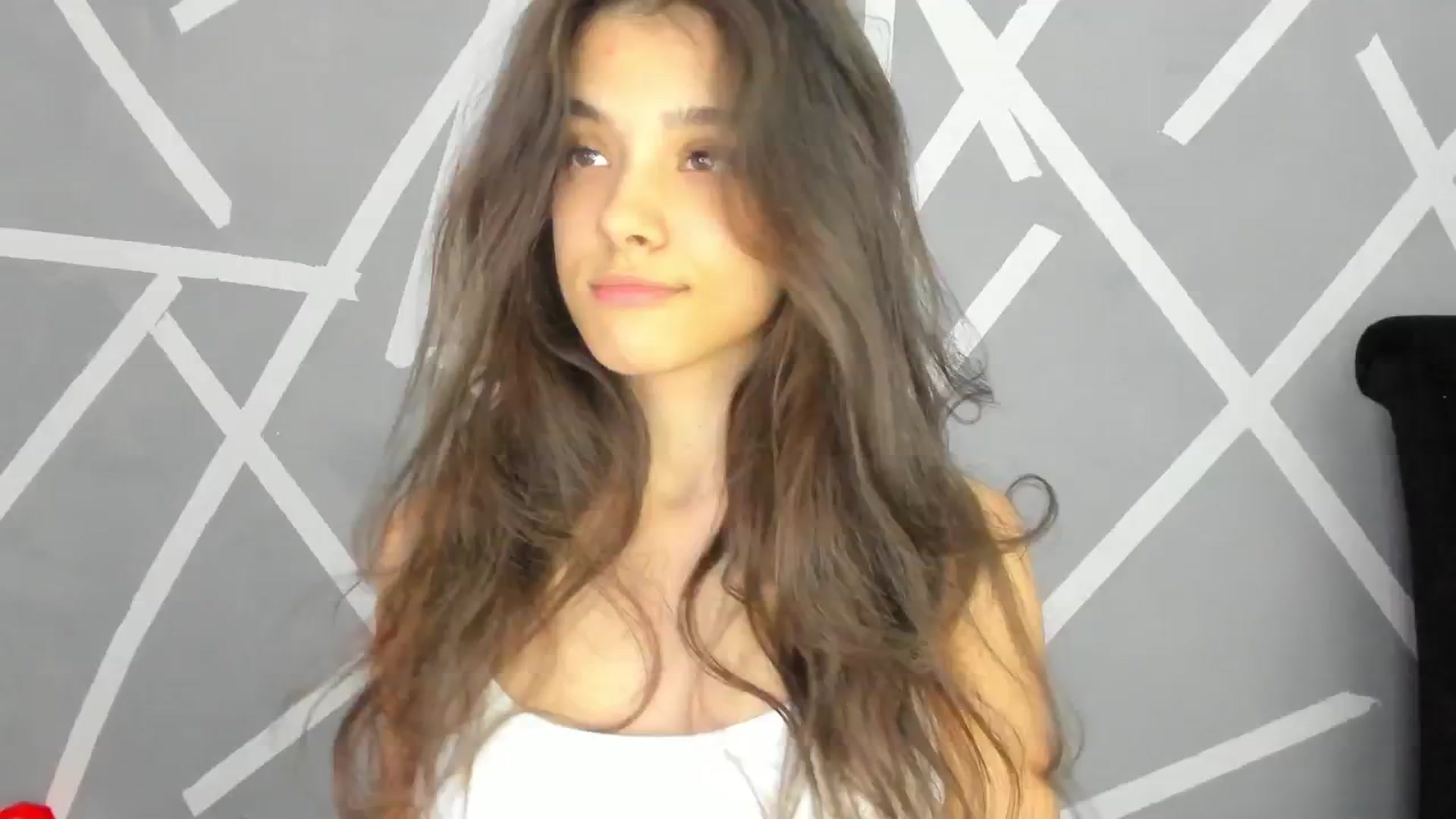 Gallery image thumbnail from BabyAylin's myfreecams stream on, 12/19/2024, 10:32 image 11 of 20