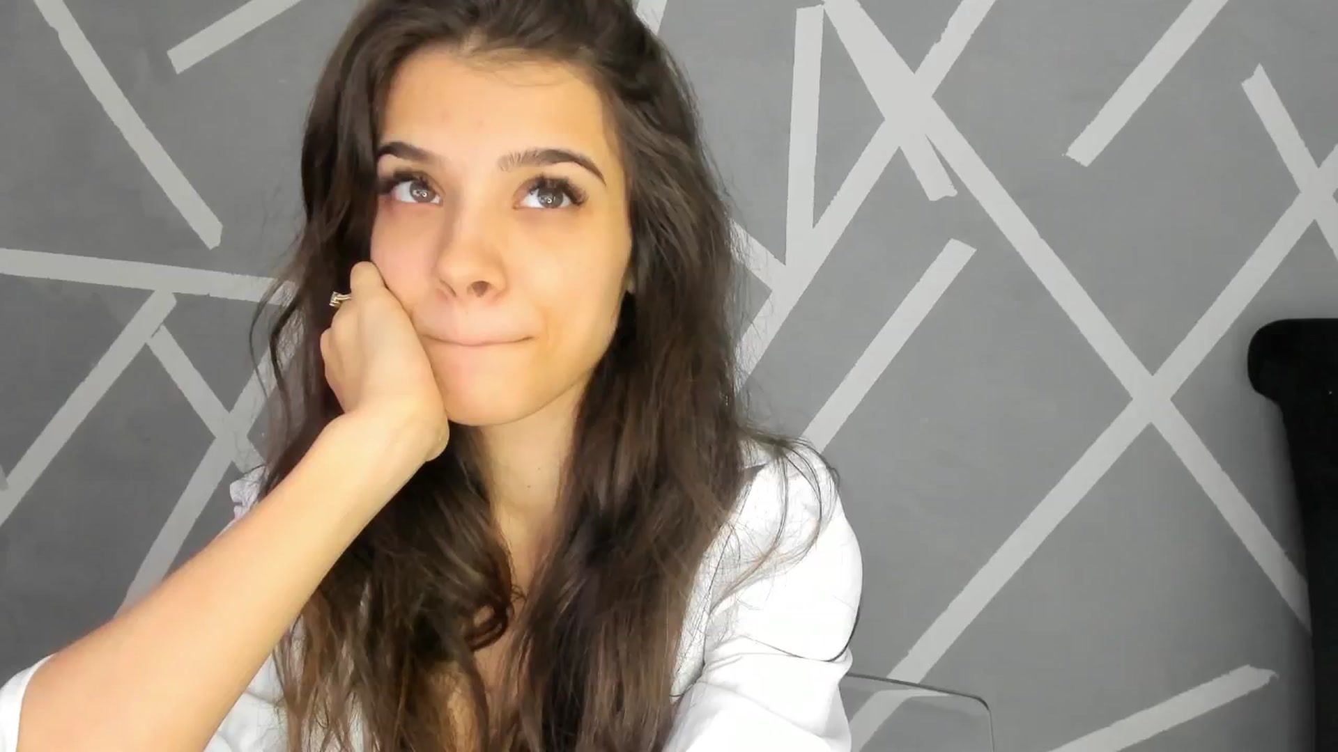 Gallery image thumbnail from BabyAylin's myfreecams stream on, 01/03/2025, 10:47 image 17 of 20