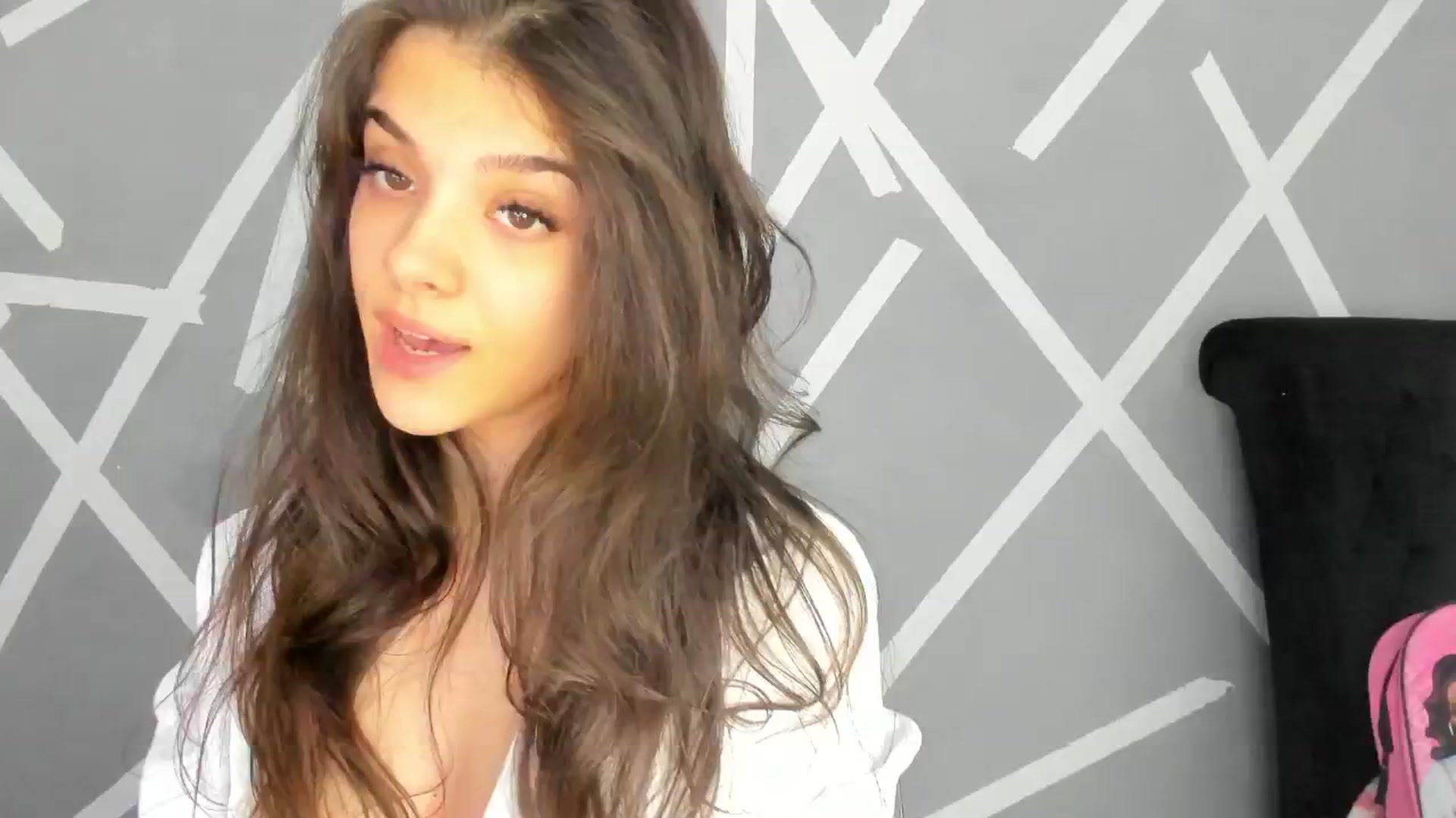 Gallery image thumbnail from BabyAylin's myfreecams stream on, 01/03/2025, 12:41 image 8 of 20