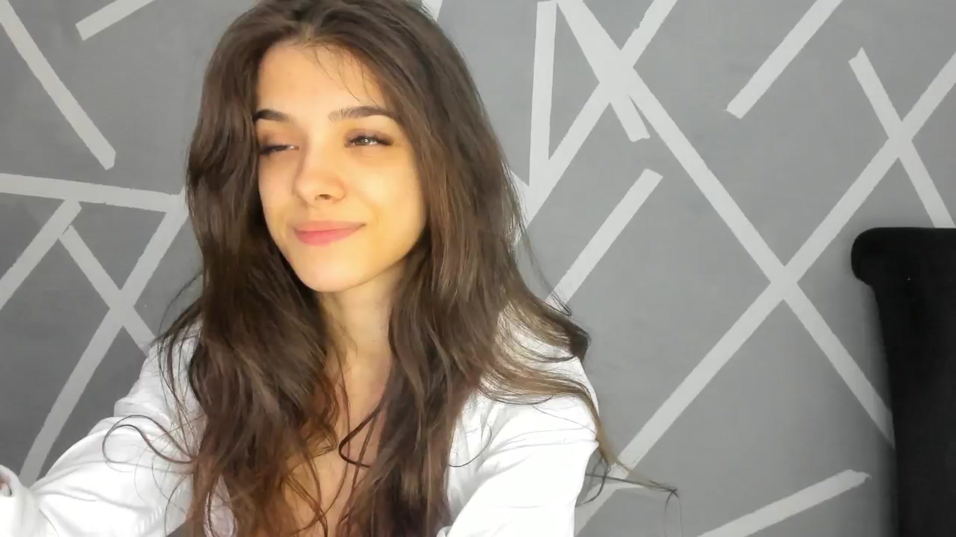 Gallery image thumbnail from BabyAylin's myfreecams stream on, 01/03/2025, 14:06 image 7 of 20