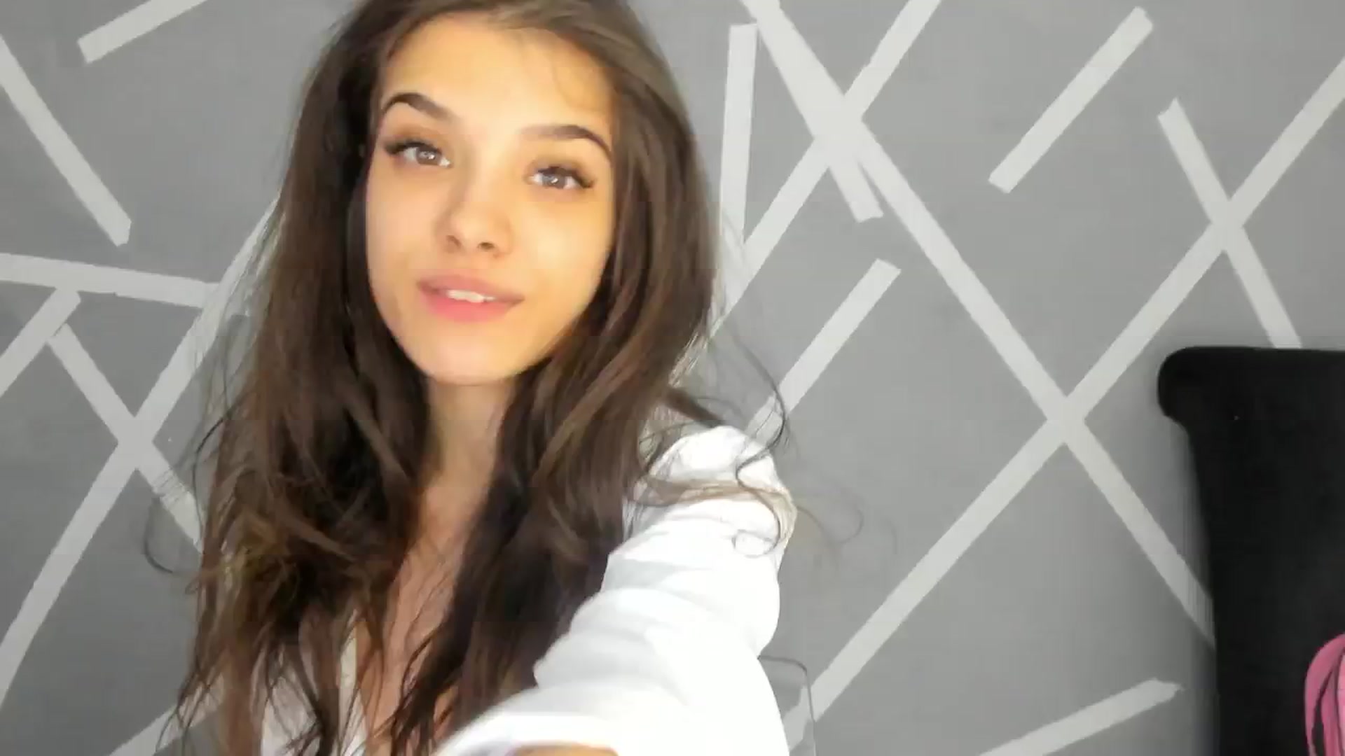 Gallery image thumbnail from BabyAylin's myfreecams stream on, 01/03/2025, 14:06 image 16 of 20