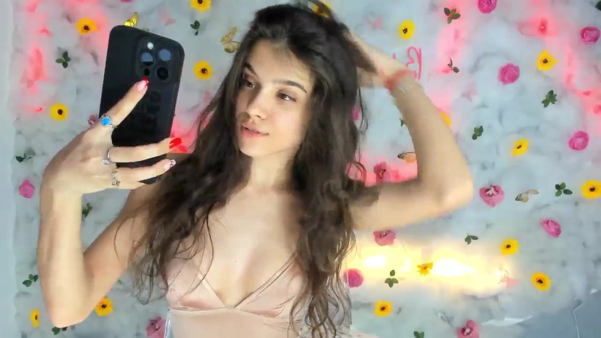 Gallery image thumbnail from BabyAylin's myfreecams stream on, 01/17/2025, 11:49 image 3 of 20