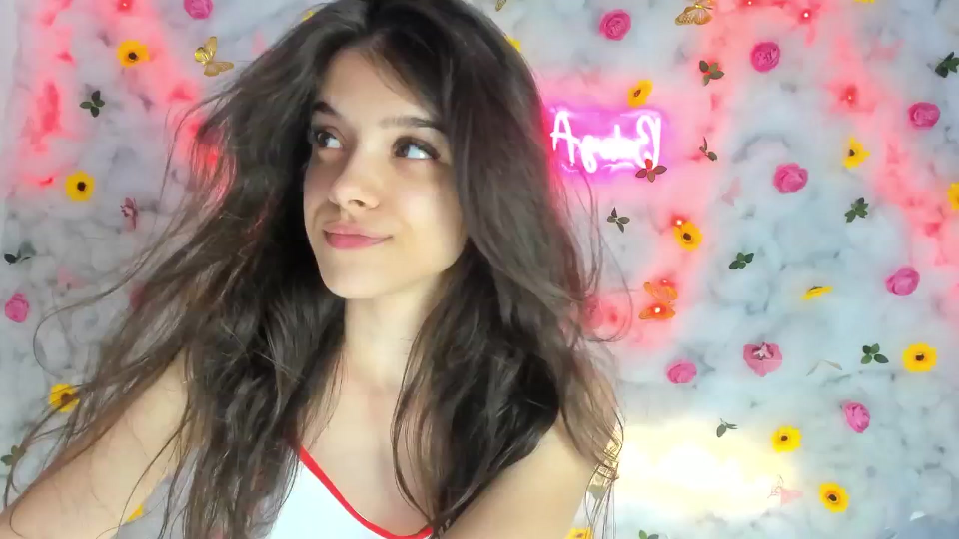 Gallery image thumbnail from BabyAylin's myfreecams stream on, 01/18/2025, 11:01 image 18 of 20