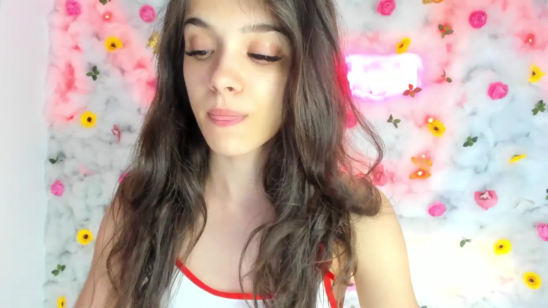 Gallery image thumbnail from BabyAylin's myfreecams stream on, 01/18/2025, 13:40 image 4 of 20
