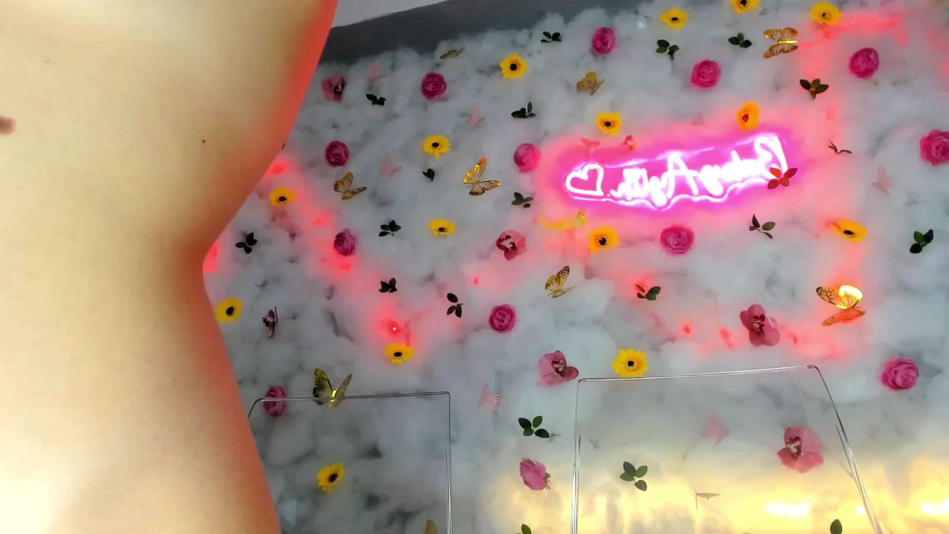 Gallery image thumbnail from BabyAylin's myfreecams stream on, 01/19/2025, 09:14 image 3 of 20
