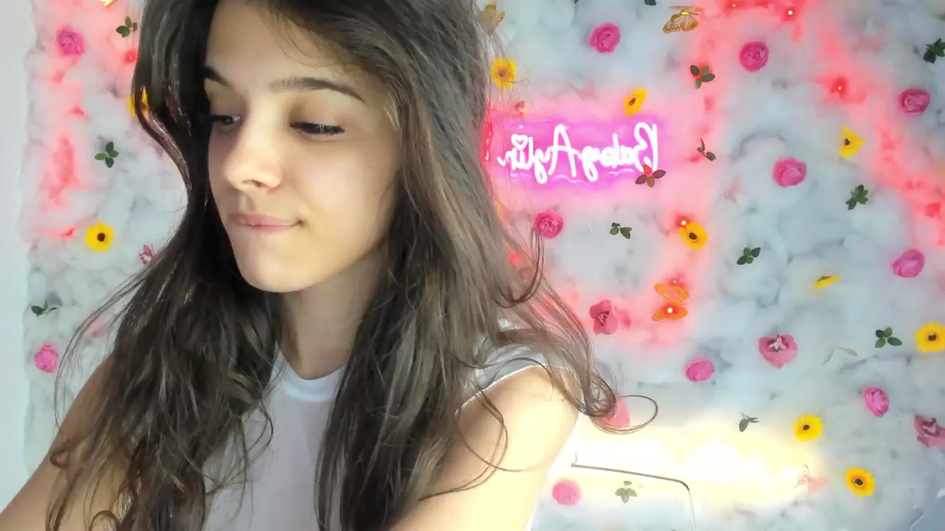 Gallery image thumbnail from BabyAylin's myfreecams stream on, 01/21/2025, 13:57 image 15 of 20