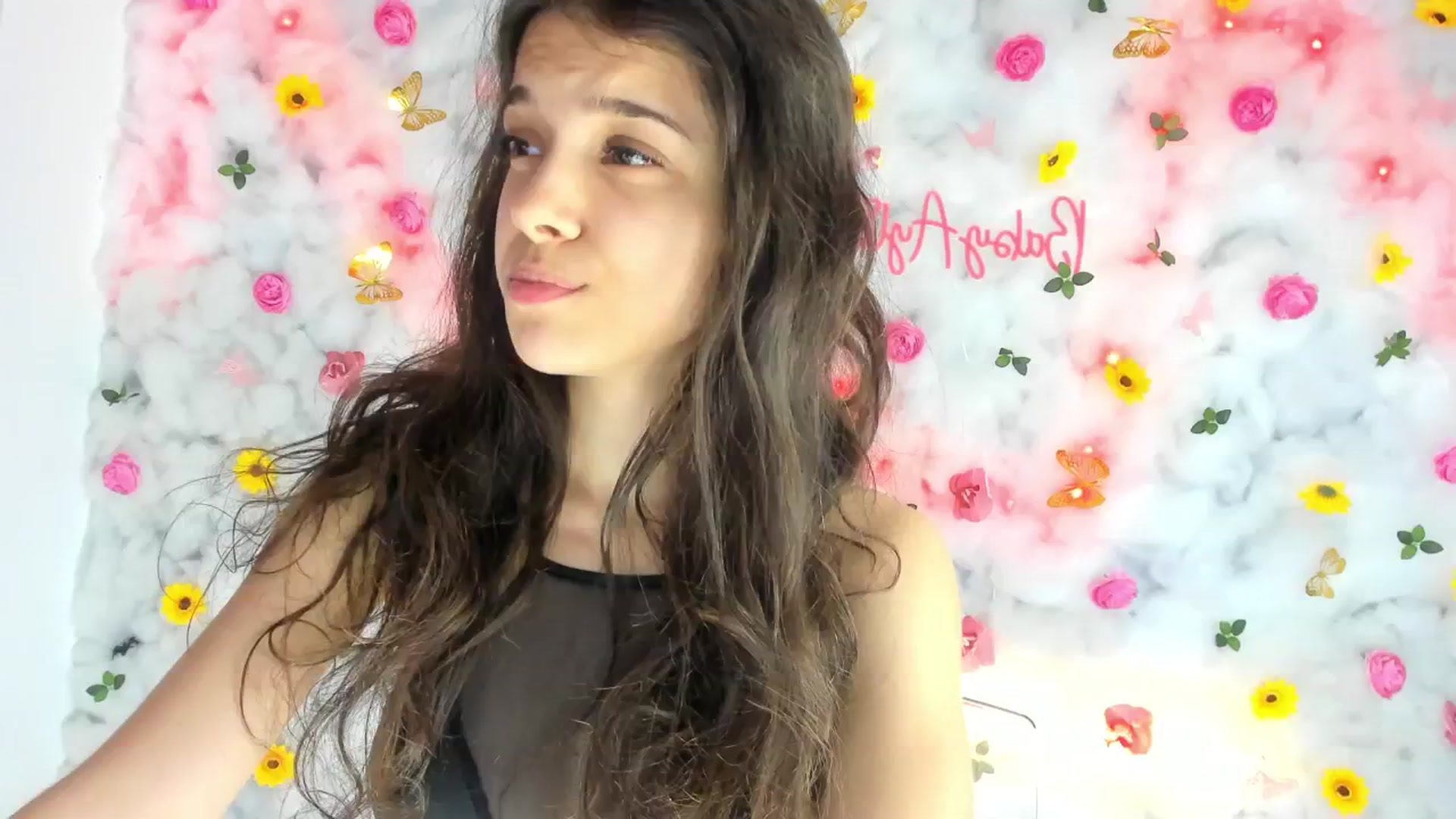 Gallery image thumbnail from BabyAylin's myfreecams stream on, 01/29/2025, 13:36 image 5 of 20