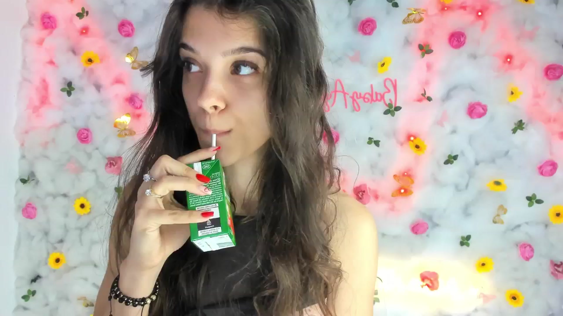 Gallery image thumbnail from BabyAylin's myfreecams stream on, 01/29/2025, 13:36 image 2 of 20