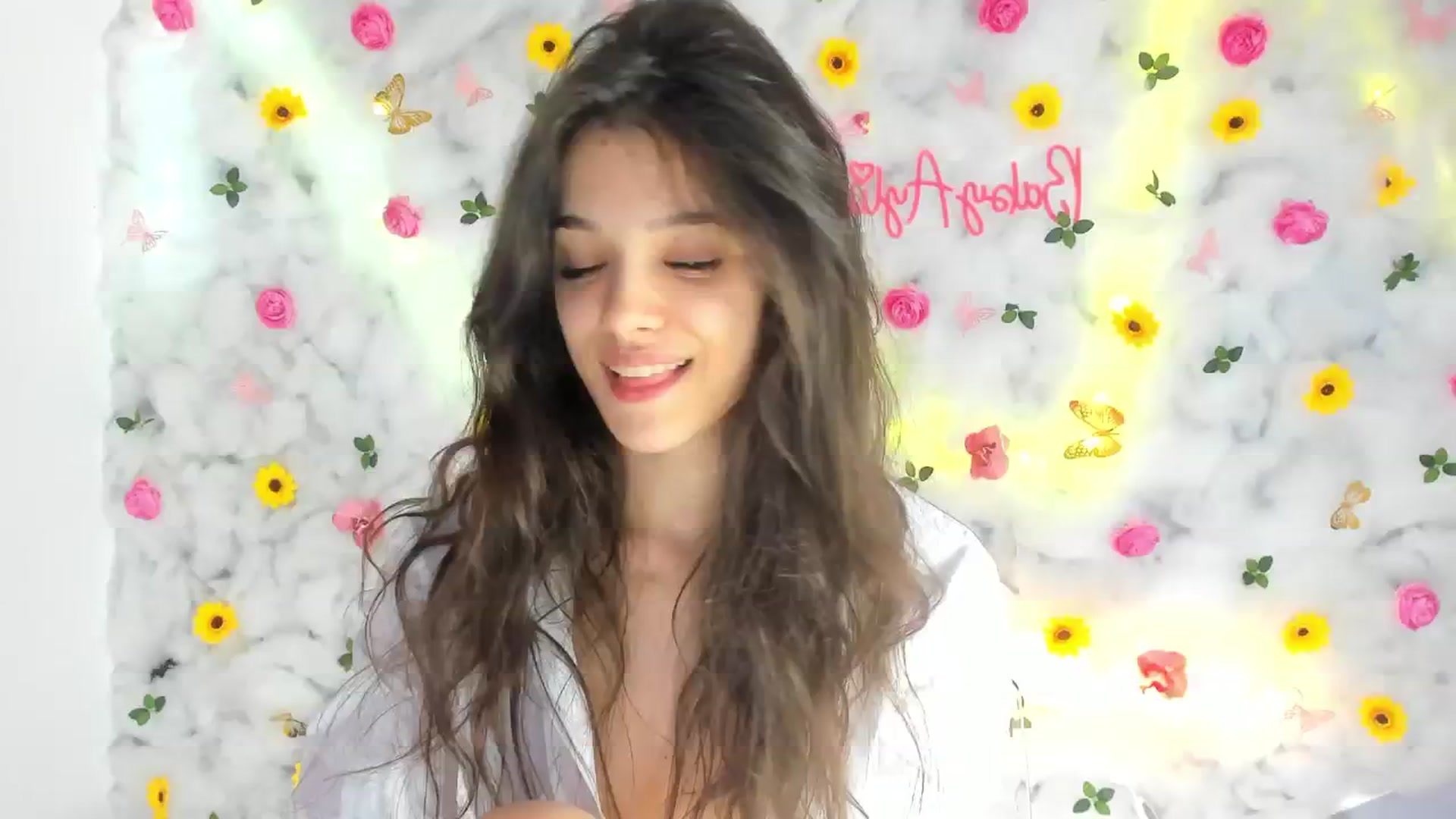 Gallery image thumbnail from BabyAylin's myfreecams stream on, 02/06/2025, 12:15 image 12 of 20