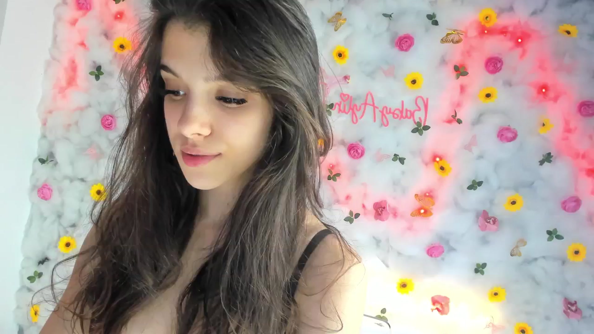 Gallery image thumbnail from BabyAylin's myfreecams stream on, 02/14/2025, 12:07 image 3 of 20