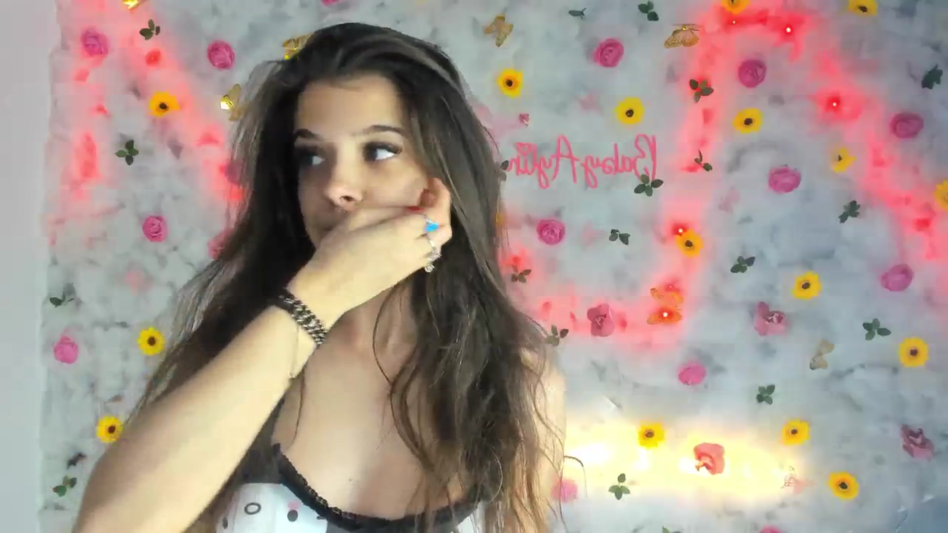 Gallery image thumbnail from BabyAylin's myfreecams stream on, 02/16/2025, 08:29 image 5 of 20