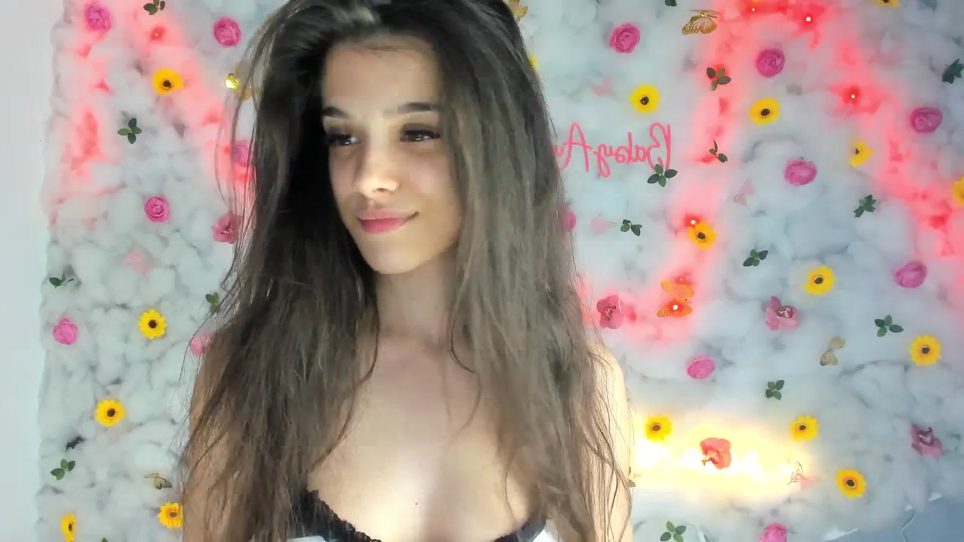 Gallery image thumbnail from BabyAylin's myfreecams stream on, 02/16/2025, 12:16 image 16 of 20
