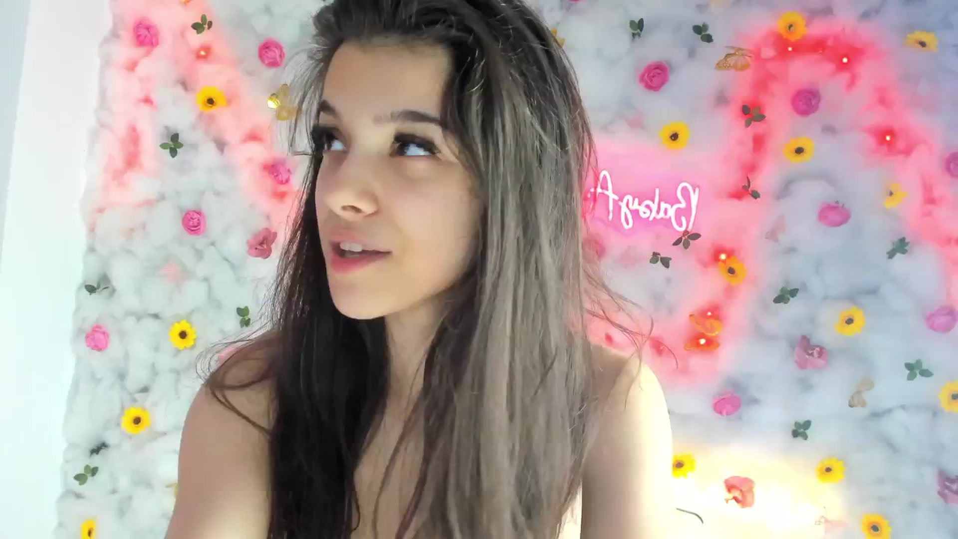 Gallery image thumbnail from BabyAylin's myfreecams stream on, 02/21/2025, 09:14 image 20 of 20