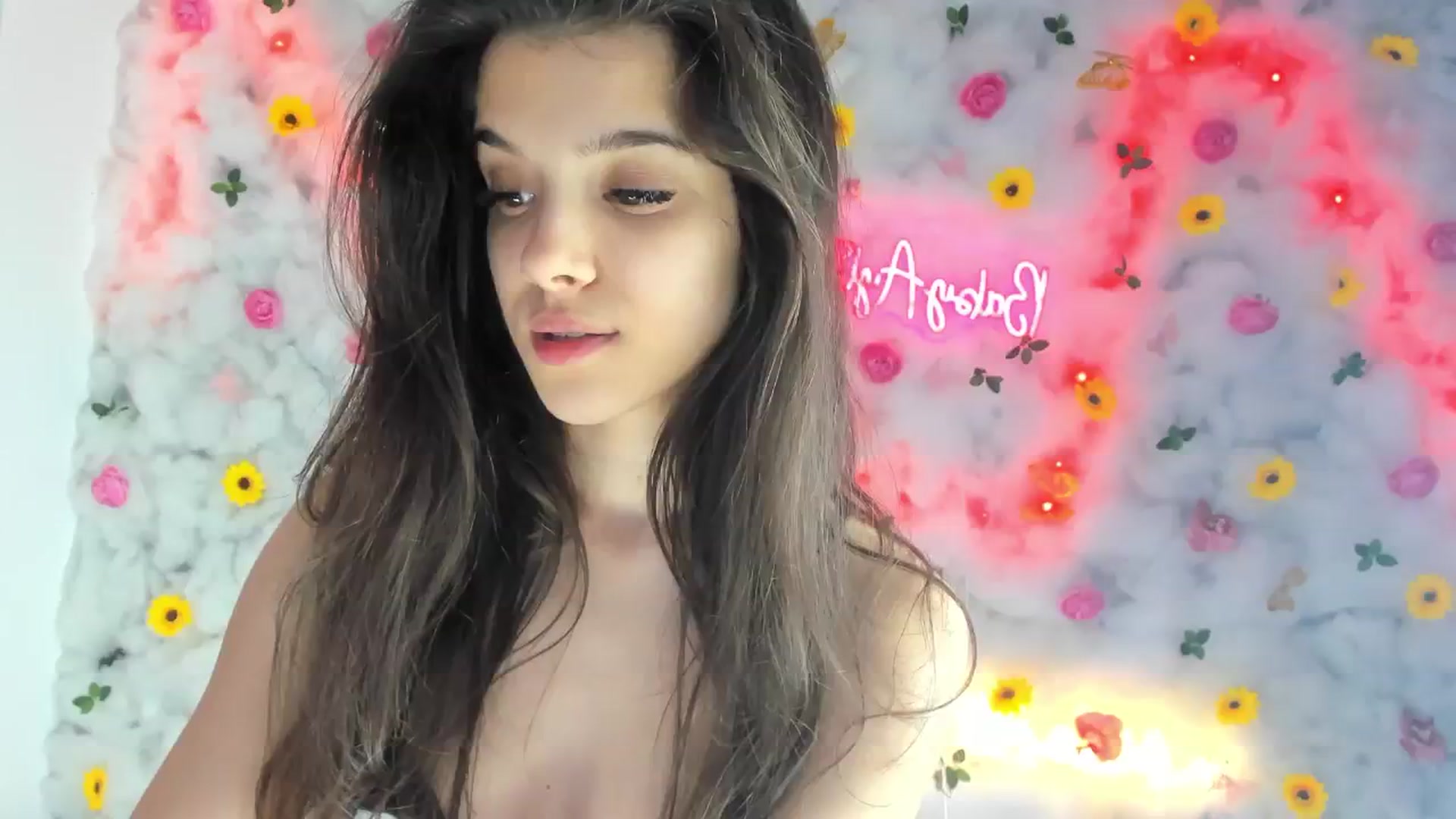 Gallery image thumbnail from BabyAylin's myfreecams stream on, 02/21/2025, 09:14 image 6 of 20