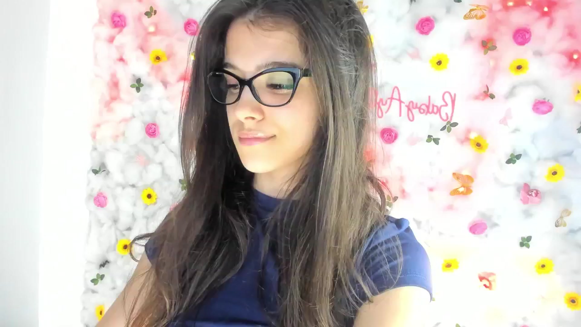 Gallery image thumbnail from BabyAylin's myfreecams stream on, 02/23/2025, 20:21 image 11 of 20