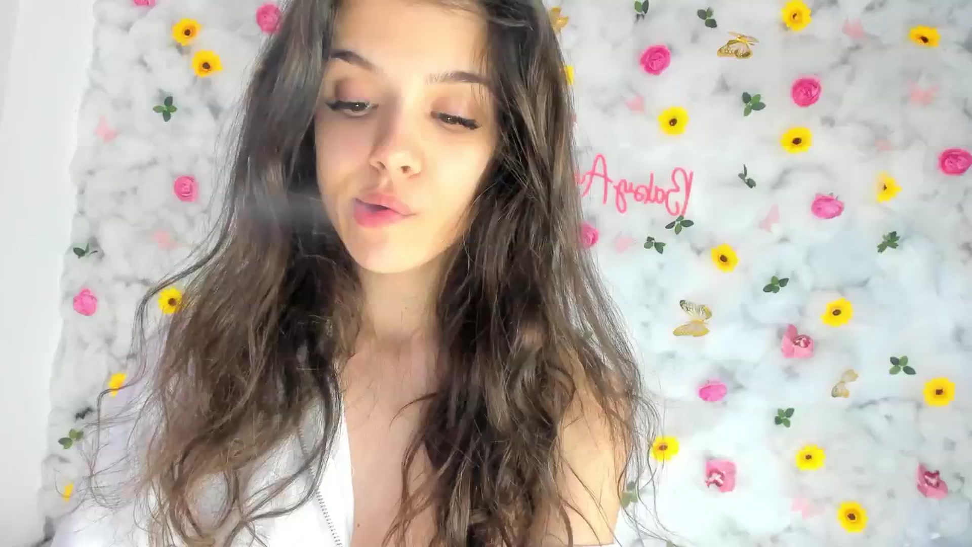 Gallery image thumbnail from BabyAylin's myfreecams stream on, 02/26/2025, 10:46 image 15 of 20