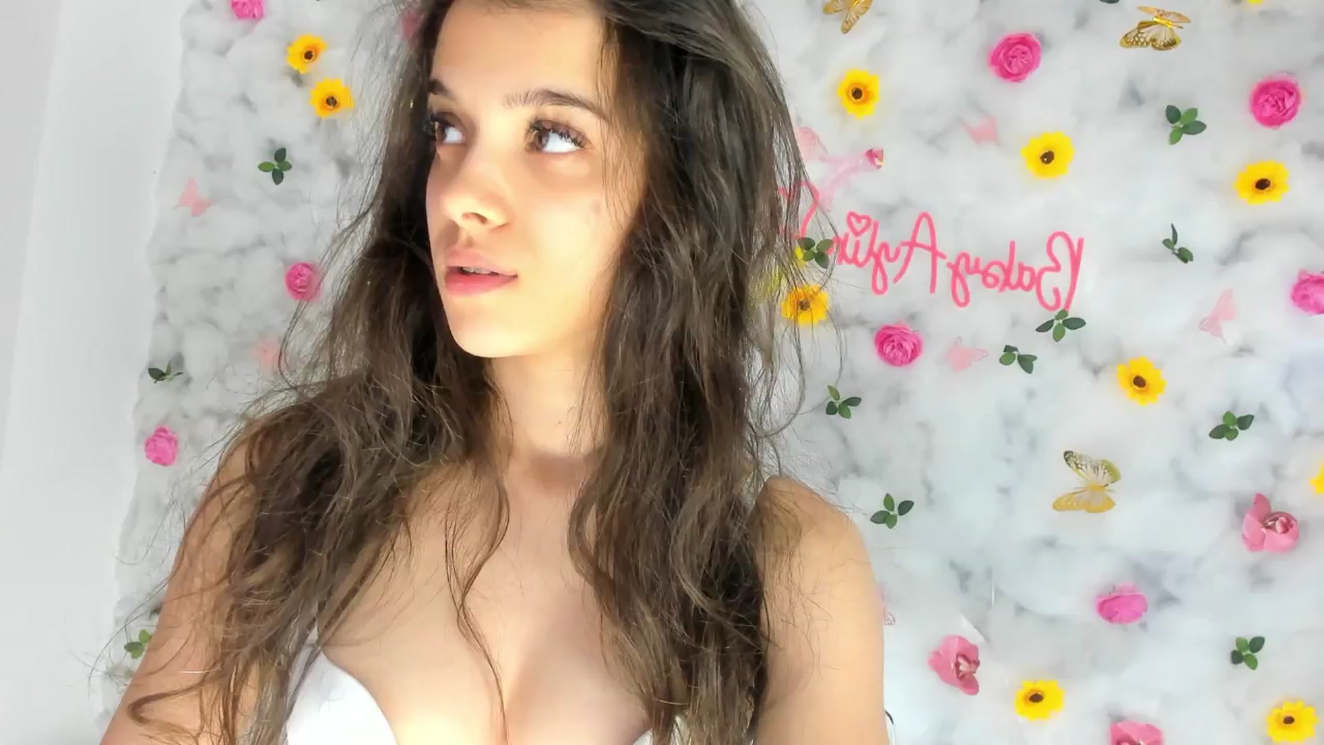Gallery image thumbnail from BabyAylin's myfreecams stream on, 02/27/2025, 12:27 image 16 of 20