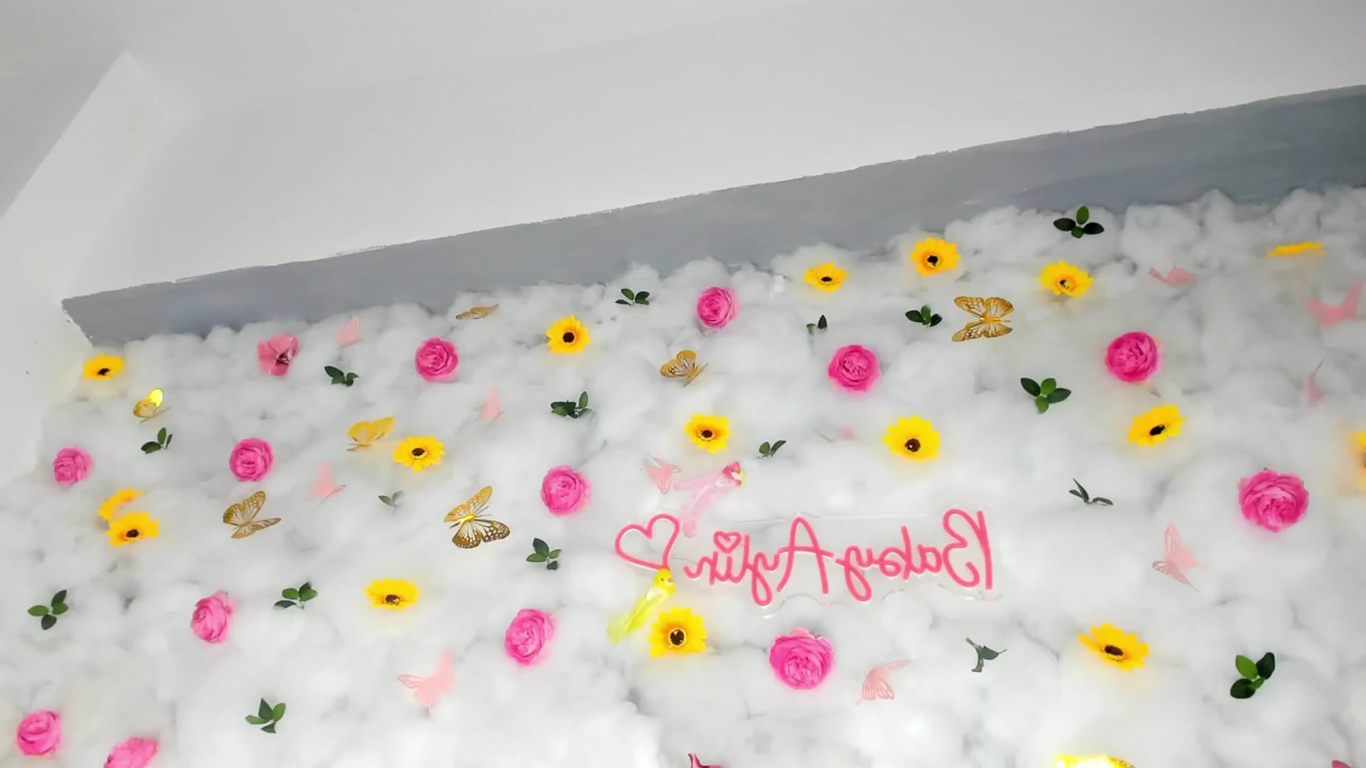 Gallery image thumbnail from BabyAylin's myfreecams stream on, 03/01/2025, 12:04 image 16 of 20