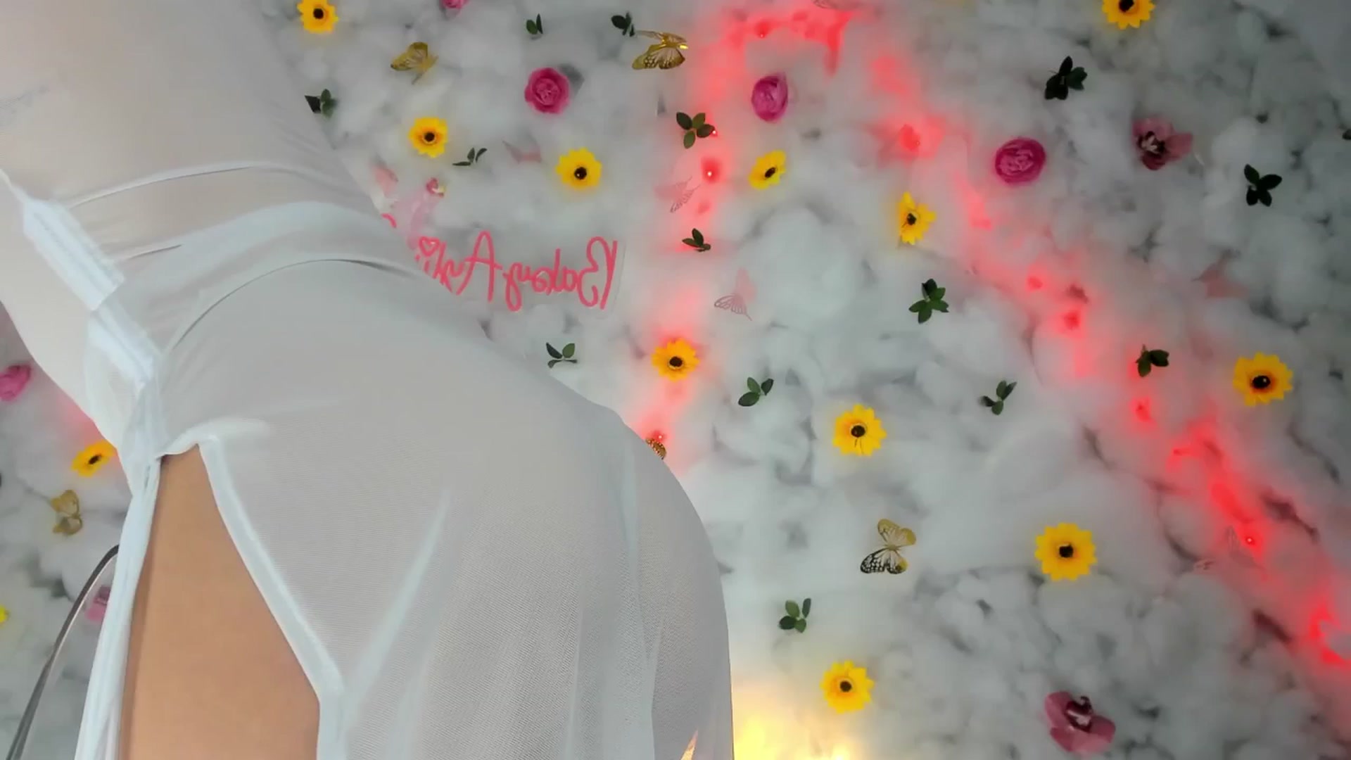 Gallery image thumbnail from BabyAylin's myfreecams stream on, 03/16/2025, 09:09 image 9 of 20