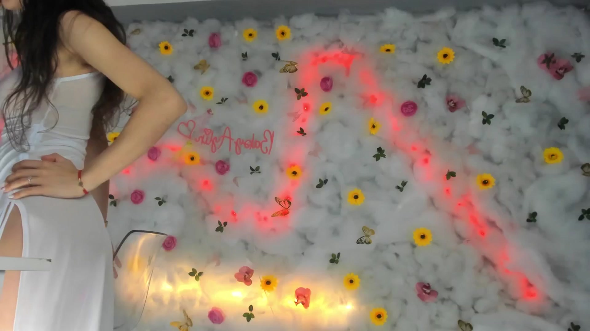 Gallery image thumbnail from BabyAylin's myfreecams stream on, 03/16/2025, 09:09 image 1 of 20