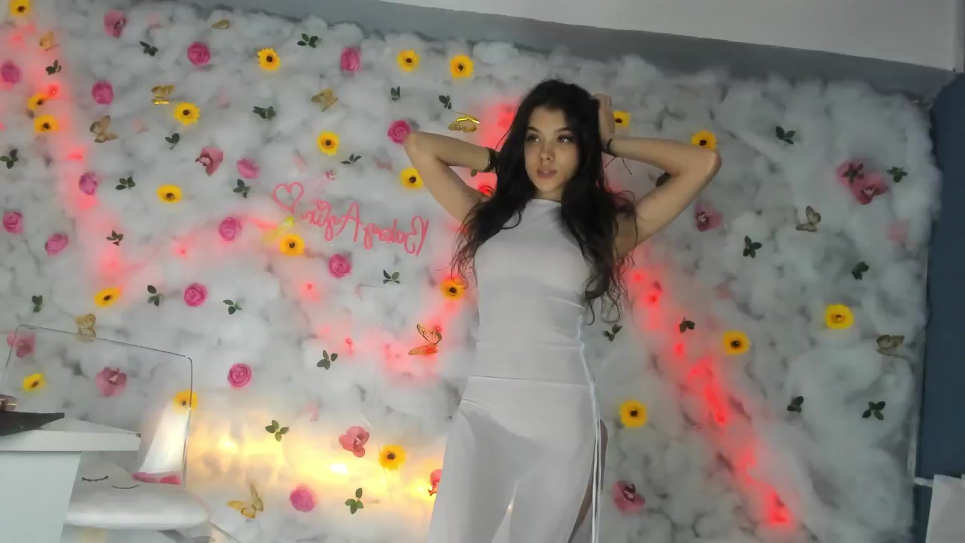 Gallery image thumbnail from BabyAylin's myfreecams stream on, 03/16/2025, 09:48 image 15 of 20