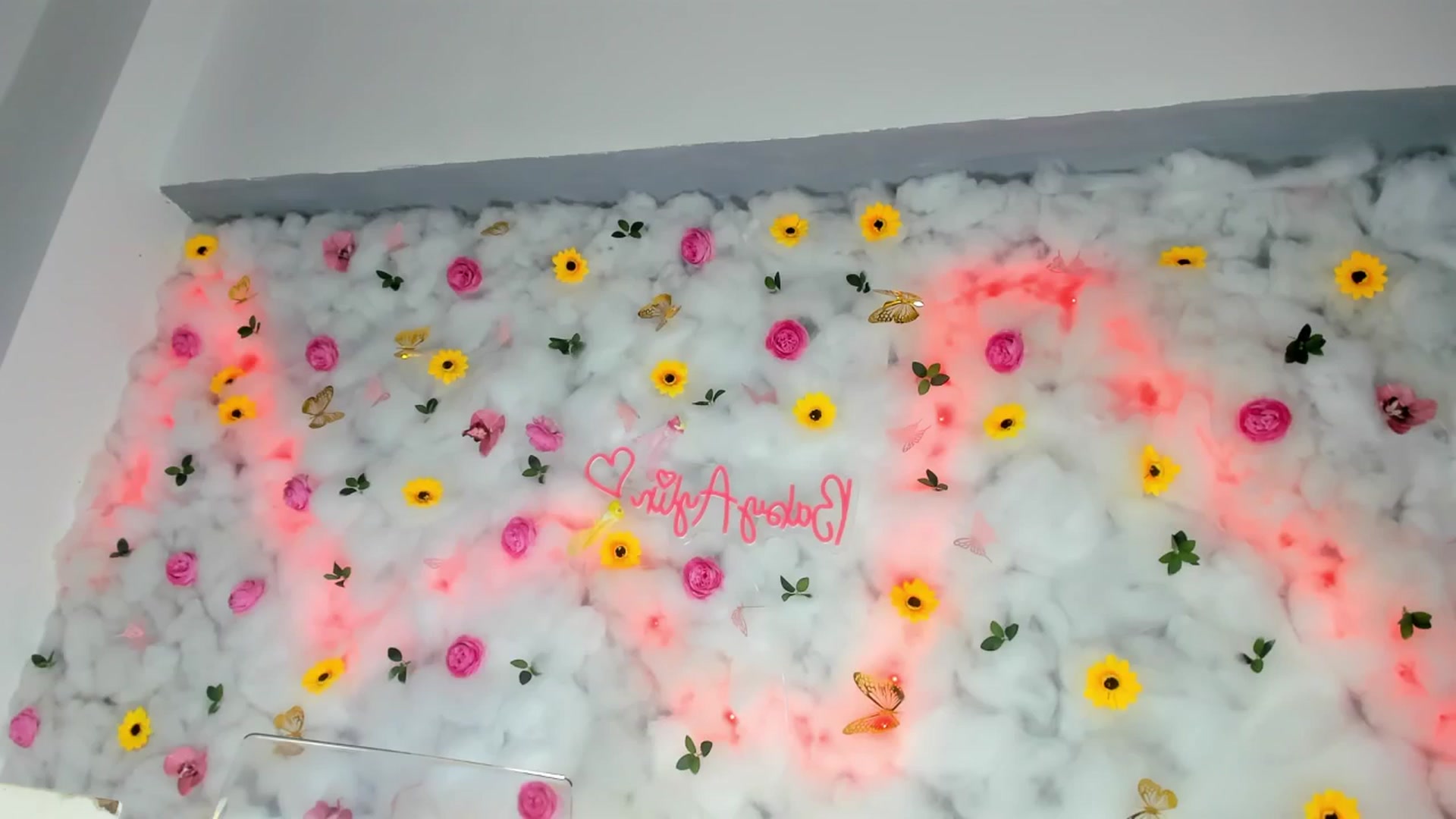 Gallery image thumbnail from BabyAylin's myfreecams stream on, 03/17/2025, 14:15 image 17 of 20